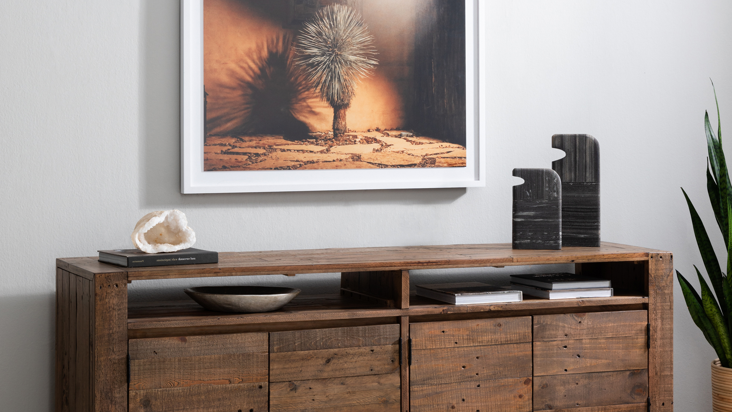Sculptures & Figurines