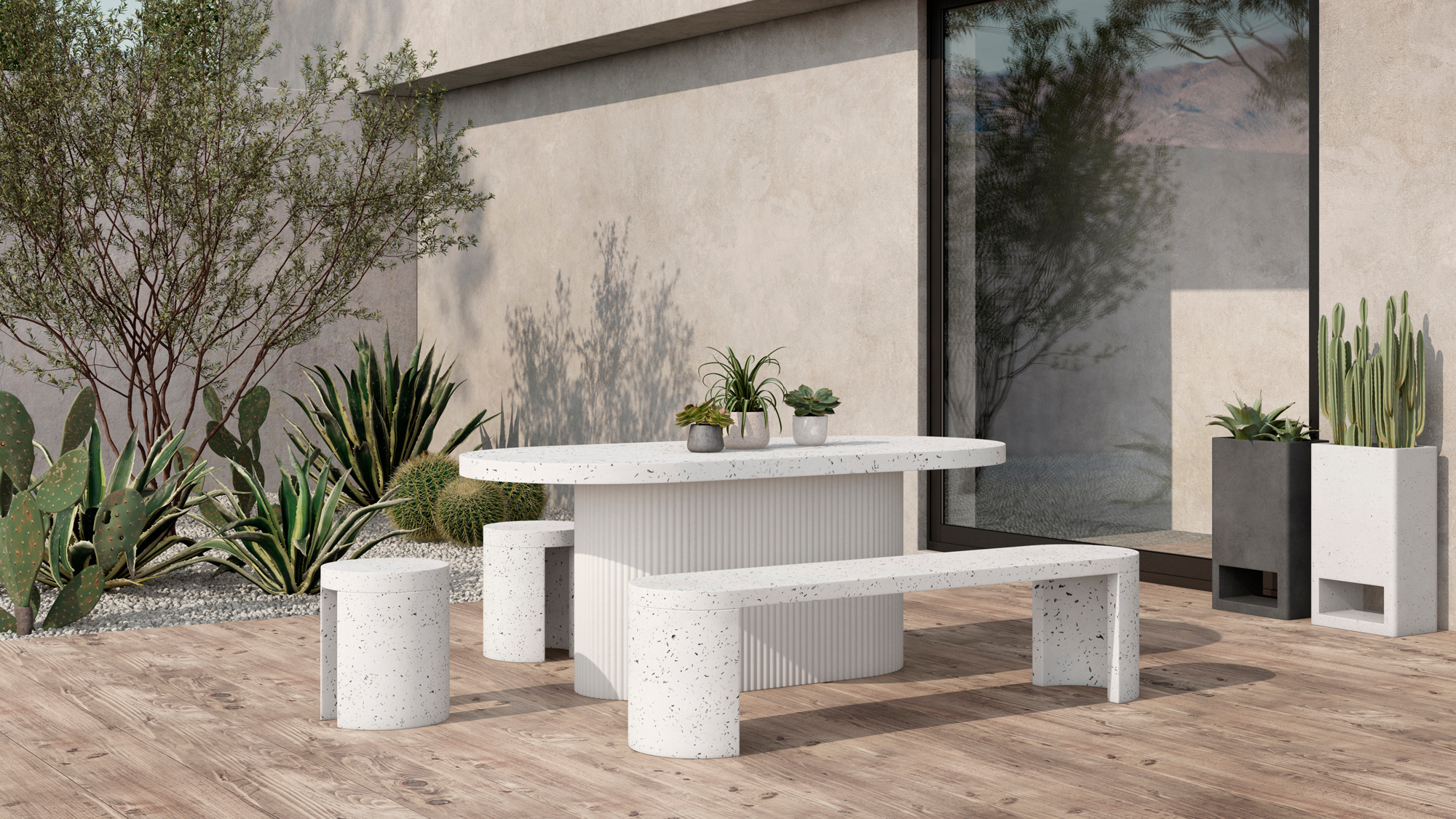 Outdoor Dining Tables