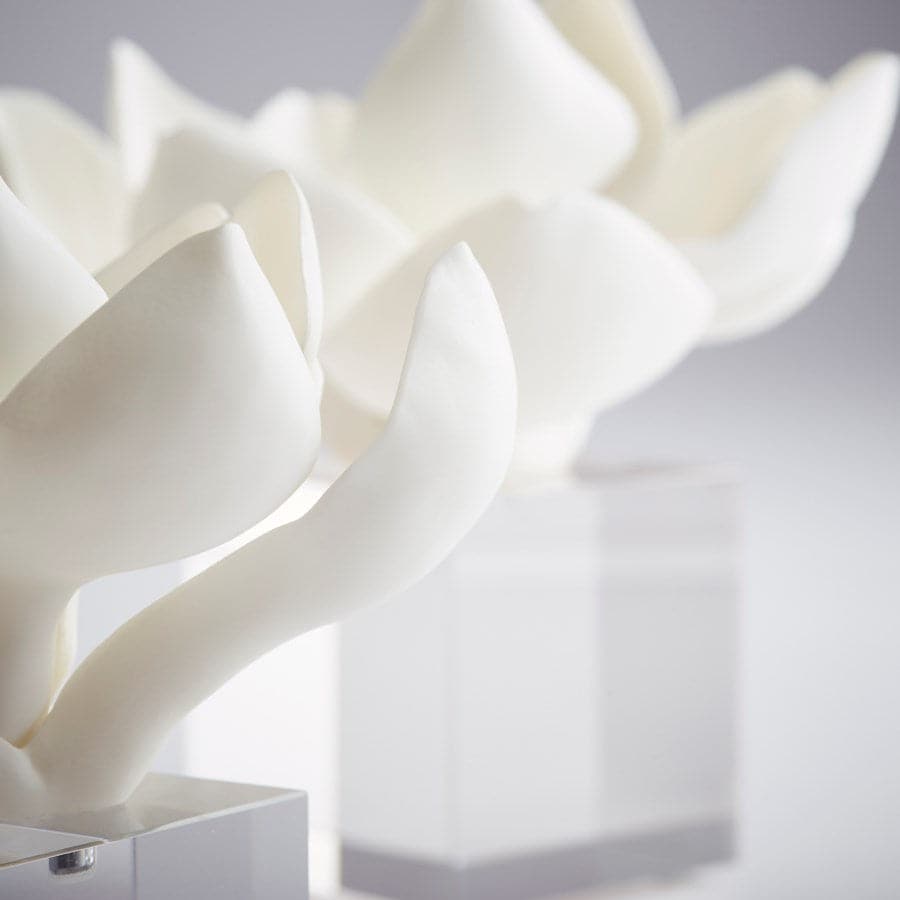 Oleander Sculpture-Cyan Design-CYAN-10431-DecorI-4-France and Son