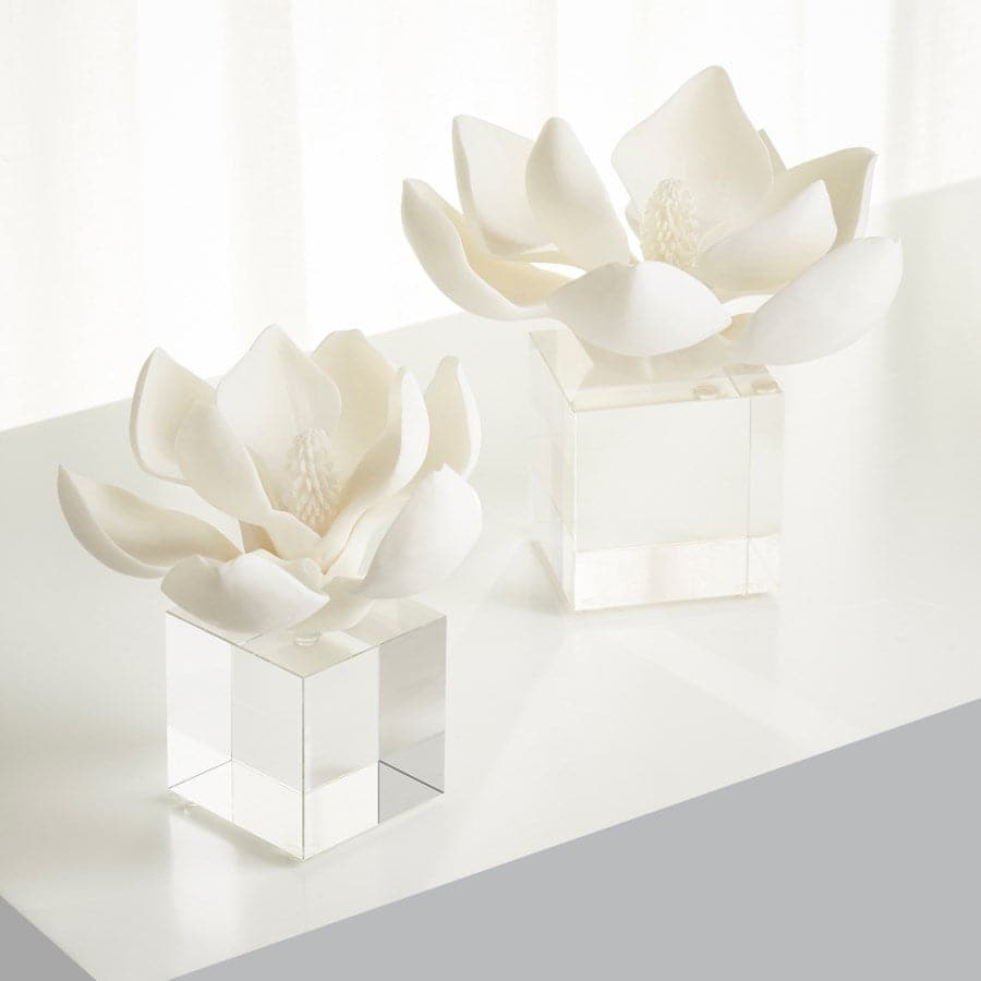 Oleander Sculpture-Cyan Design-CYAN-10431-DecorI-3-France and Son