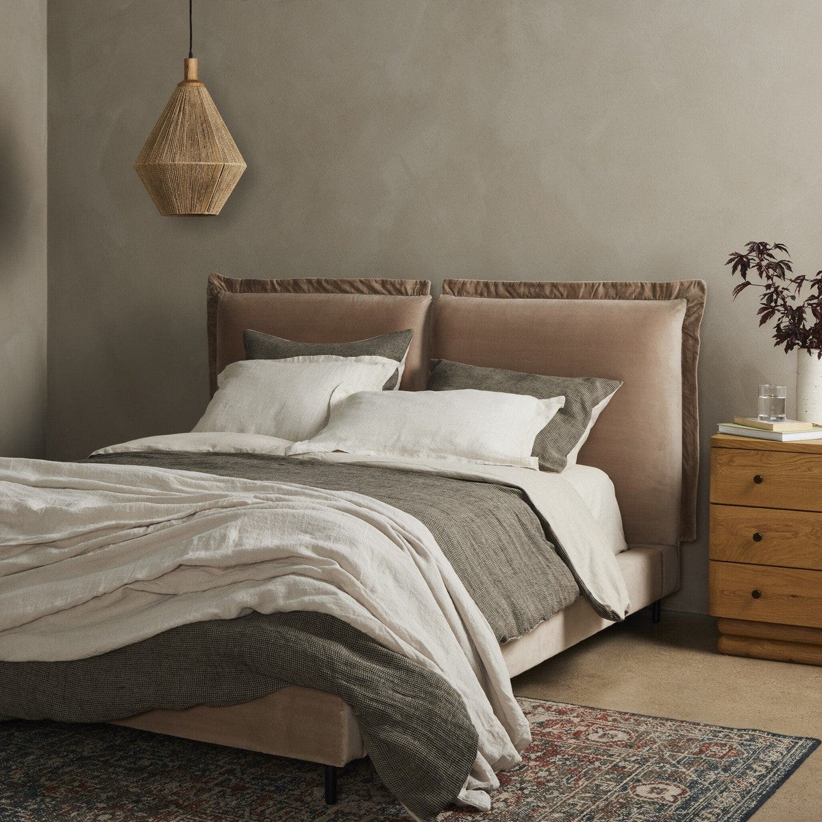 Inwood Bed - Surrey Taupe - Queen