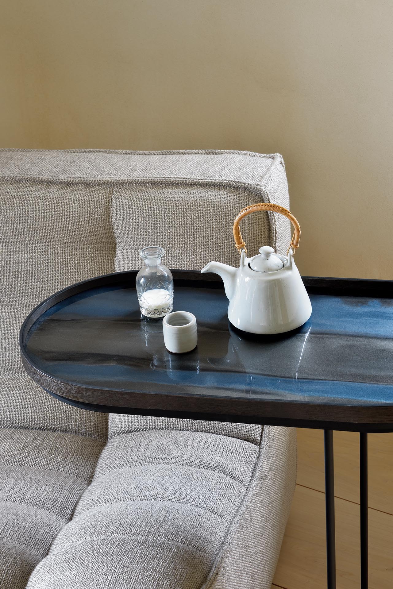 Organic Glass Tray - Black