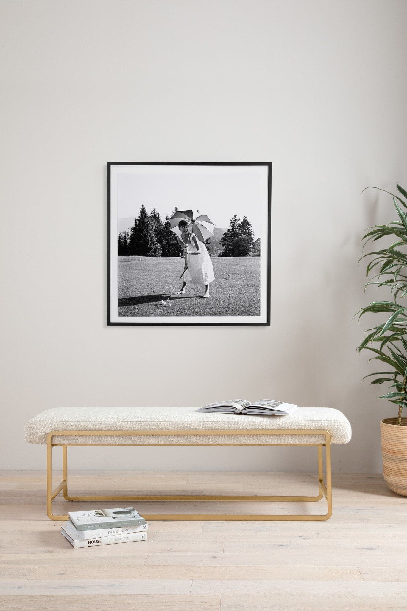 Golfing Hepburn by Getty Images - Black 1.5 Maple