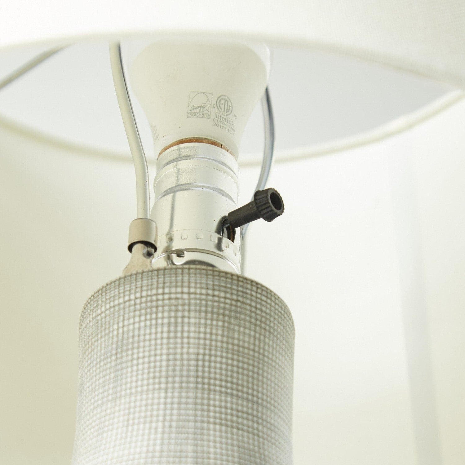 Ombak Table Lamp - Black & White Grid Porcelain Ceramic