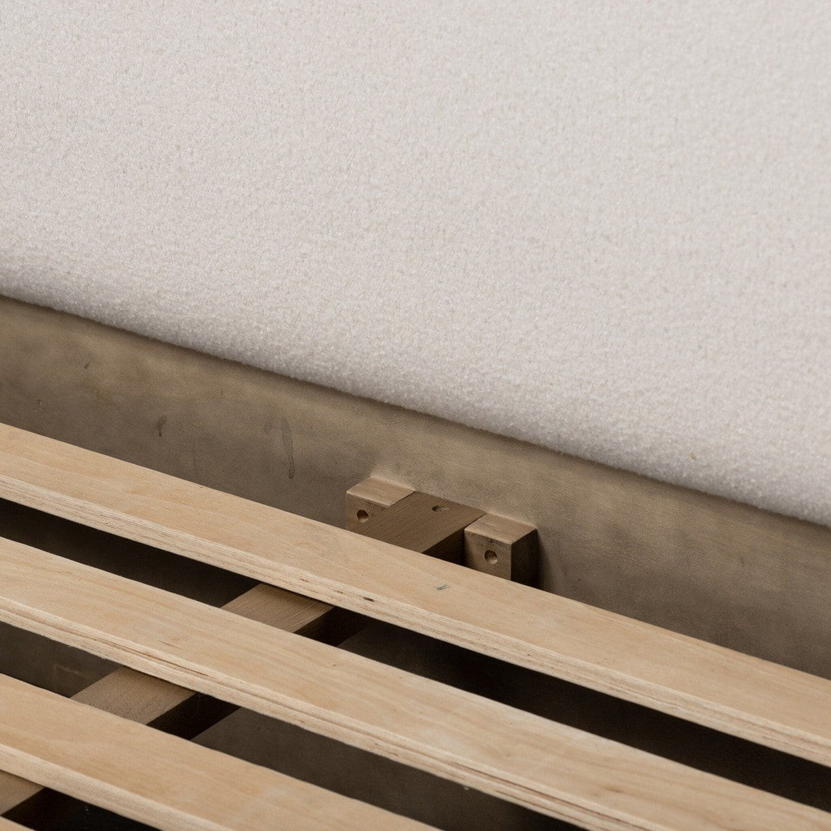 Regan Bed - Crete Ivory - Queen