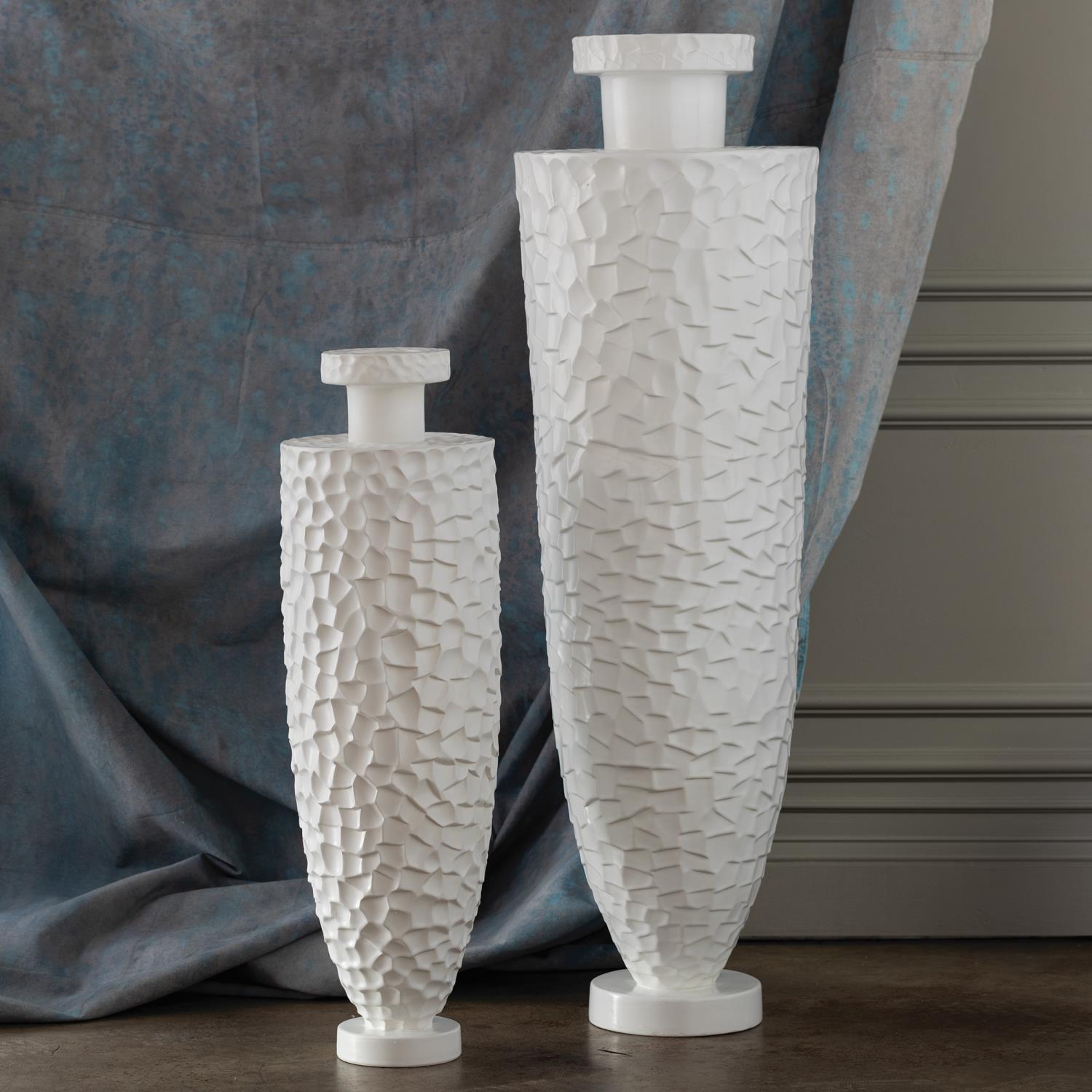 Monumental Chiseled Vase-Global Views-GVSA-3.31399-VasesLarge-2-France and Son