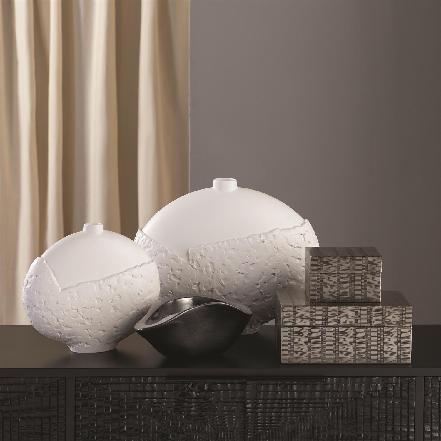 Asymmetrical Stipple Vase-Global Views-GVSA-7.10368-VasesLarge-Matte White-2-France and Son