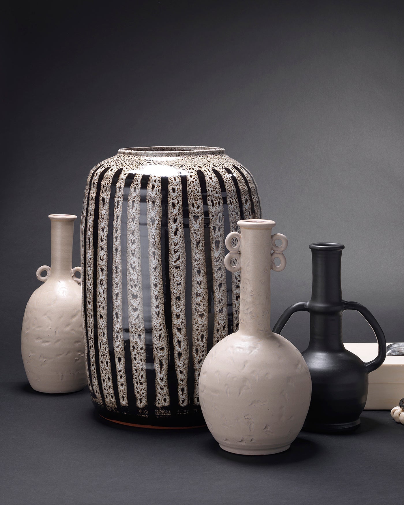 Barnaby Vase-Jamie Young-JAMIEYO-7BARN-BEBK-Vases-2-France and Son