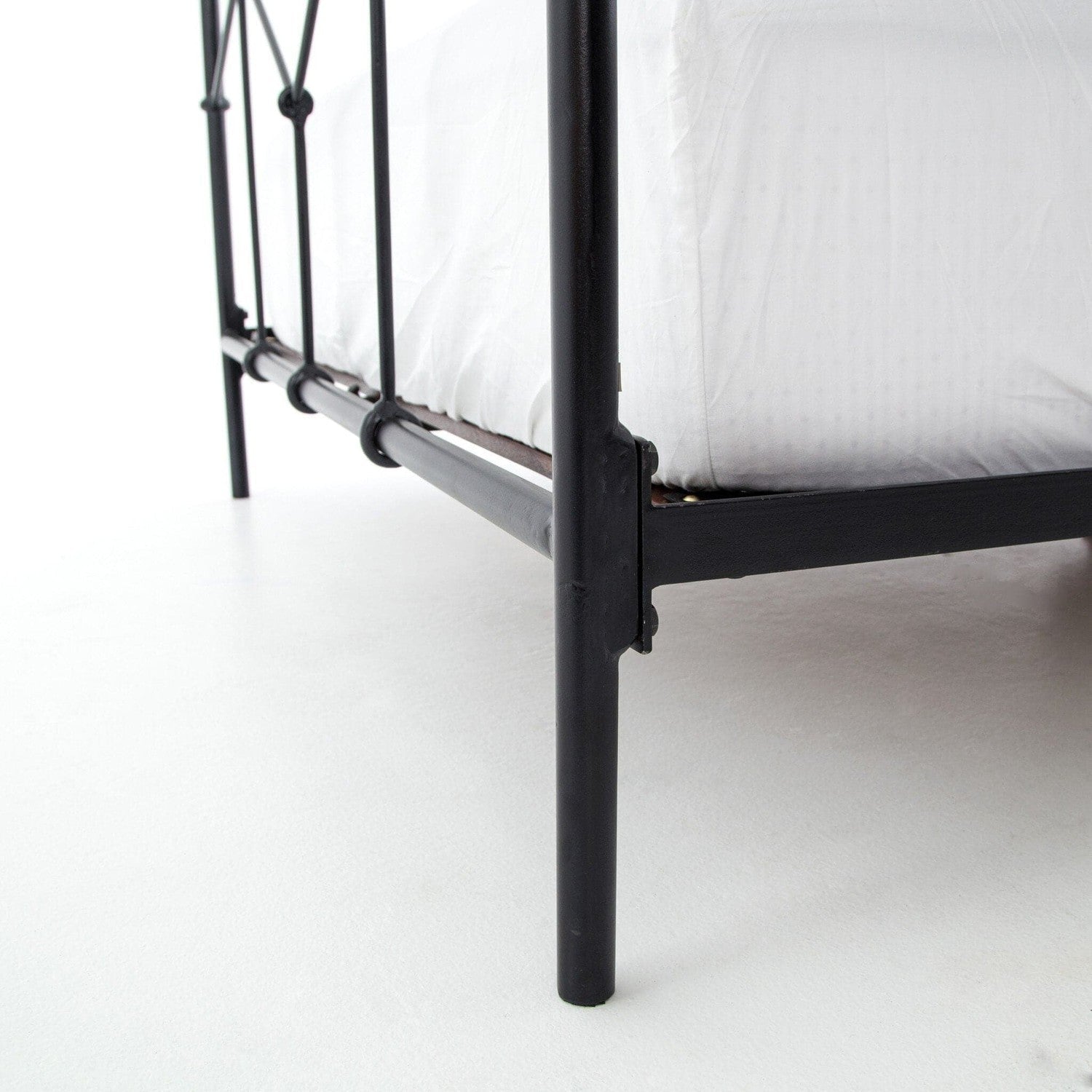 Casey Bed - Sandblasted Vintage Black- King