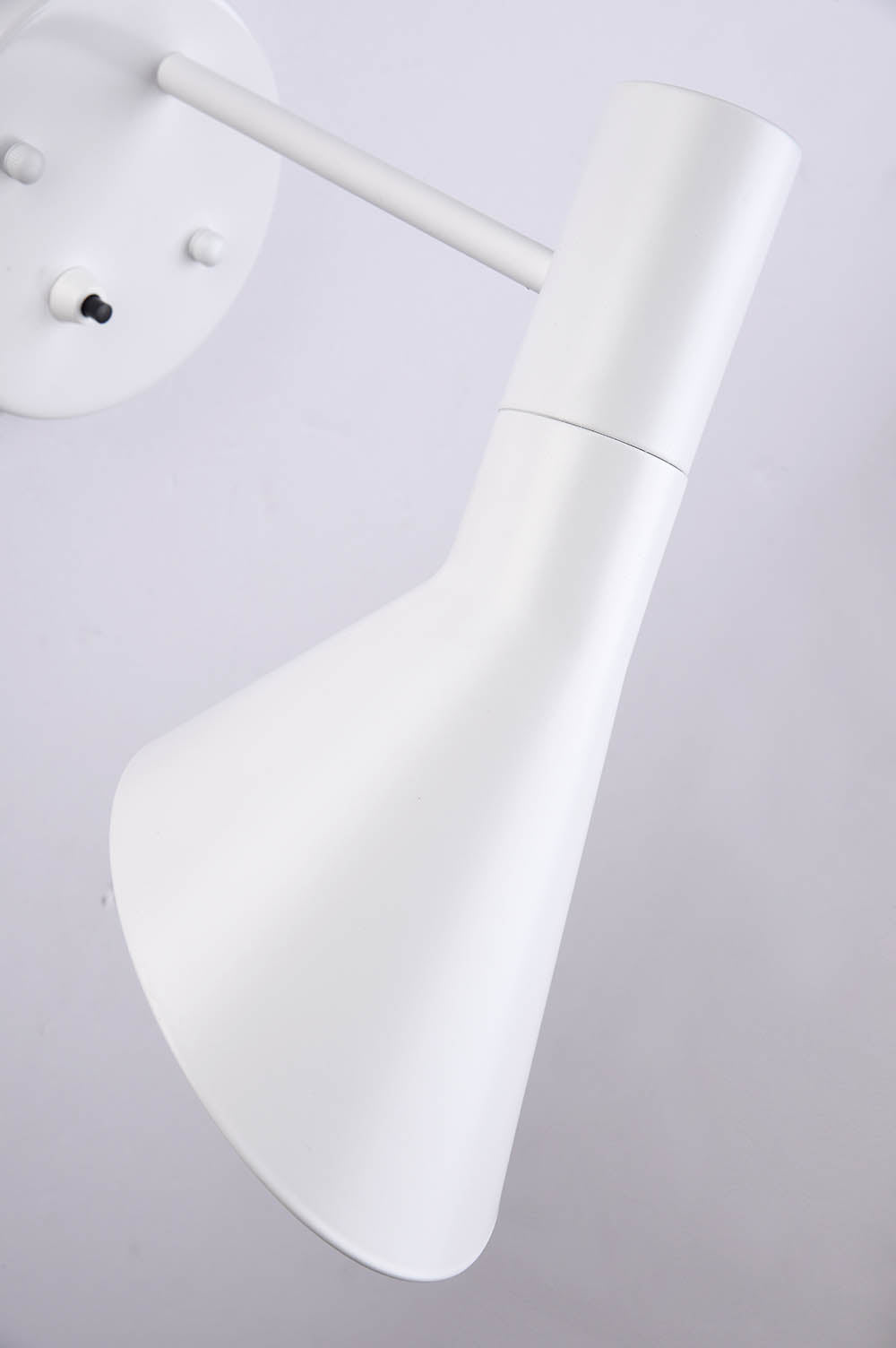 Jacobsen Wall Lamp - White