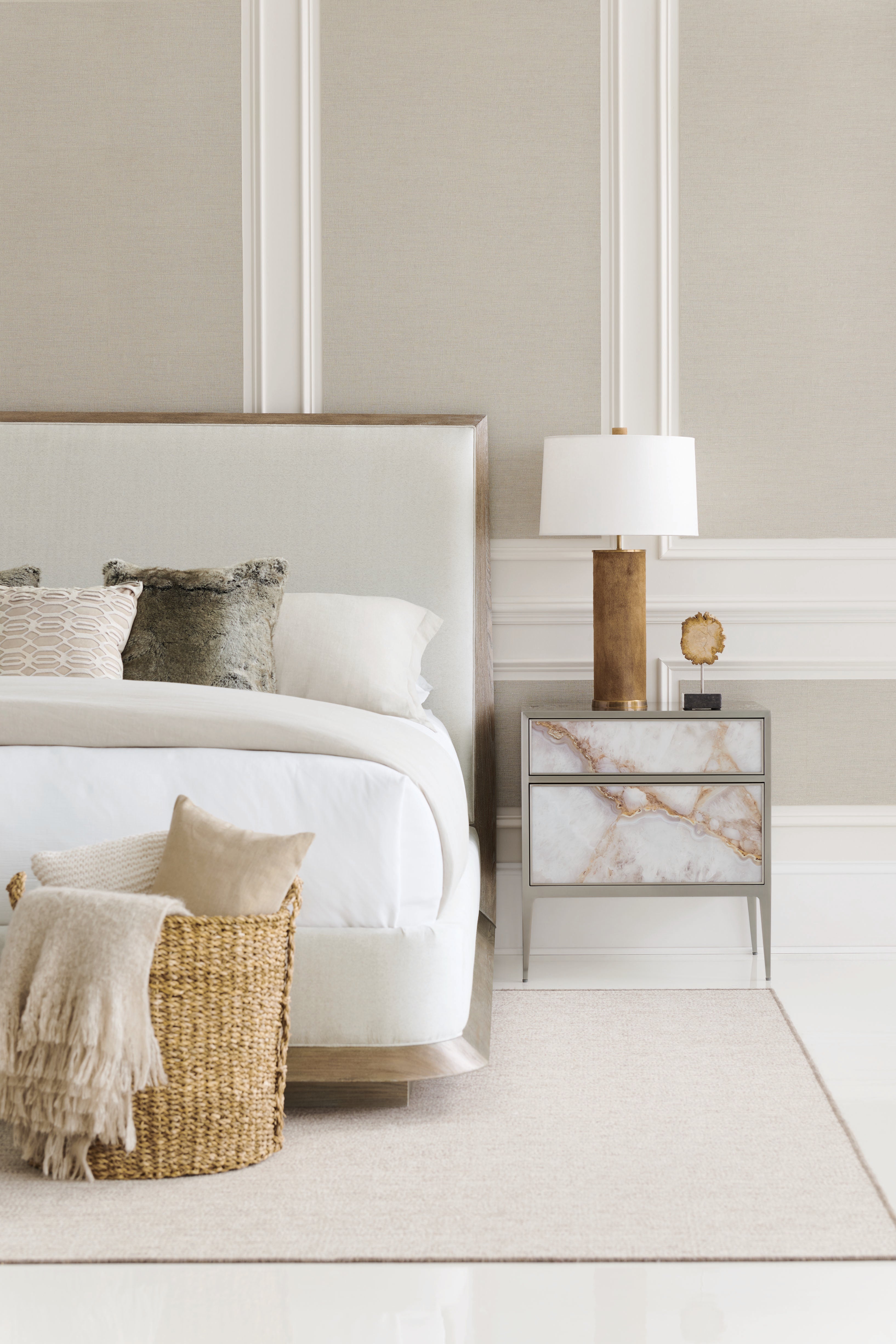 The Stage Is Set - Queen  - Brown, Beige