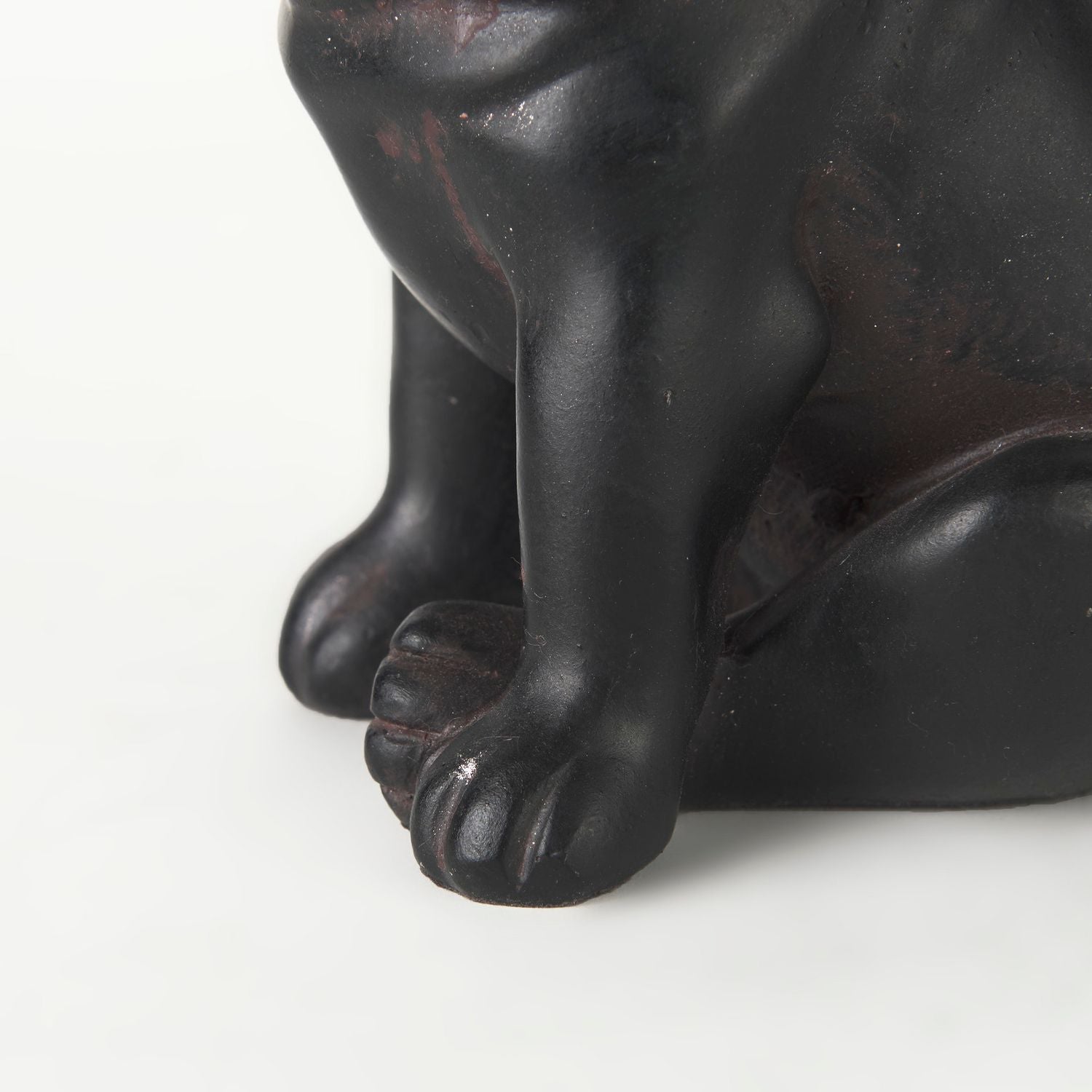 Cadence 4L x 5W Black Resin Pug Dog
