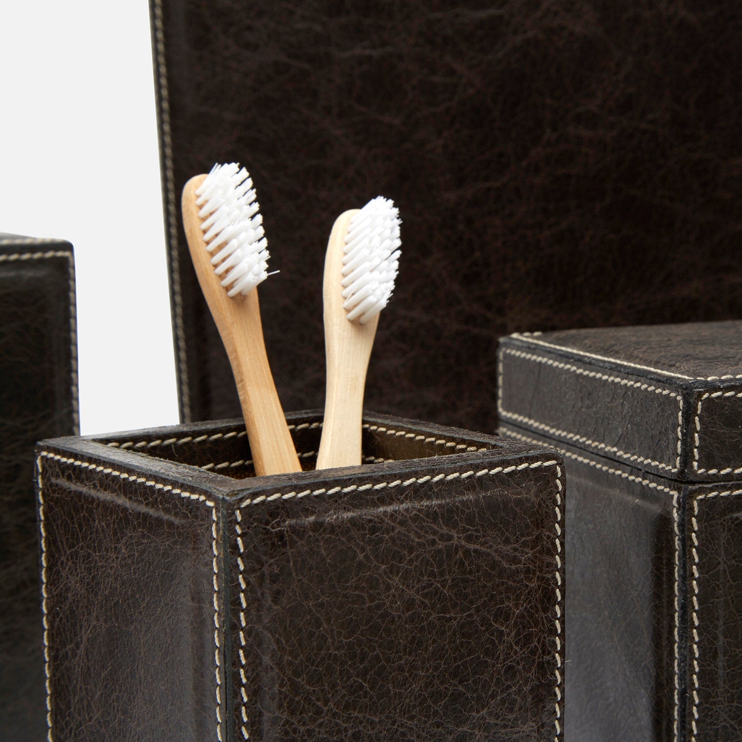 Lorient, Charcoal, Brush Holder, Square Straight, Full-Grain Leather