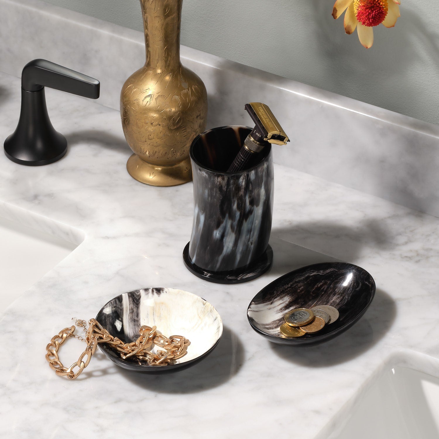 Conway, Black/Natural, Bath Accessory, African Horn, S/3