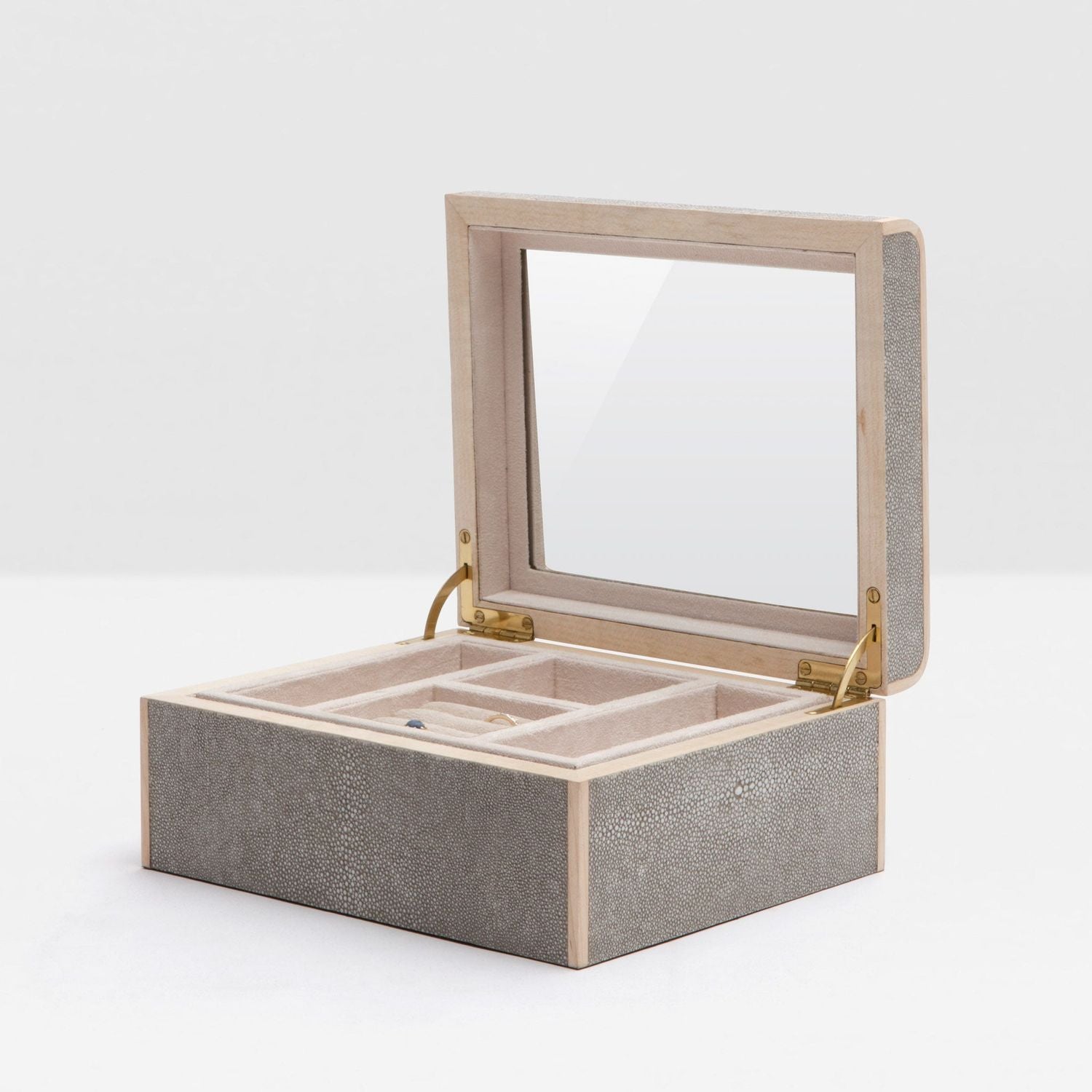 Rennes, Sand, Jewelry Box, Medium, Realistic Faux Shagreen