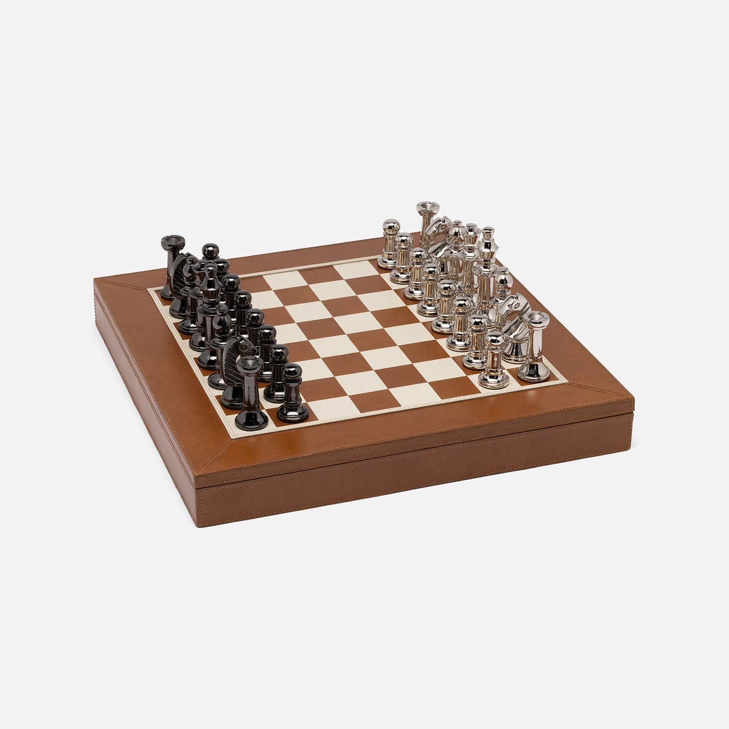 Lecco, Saddle, Chess Game Set, Full-Grain Leather