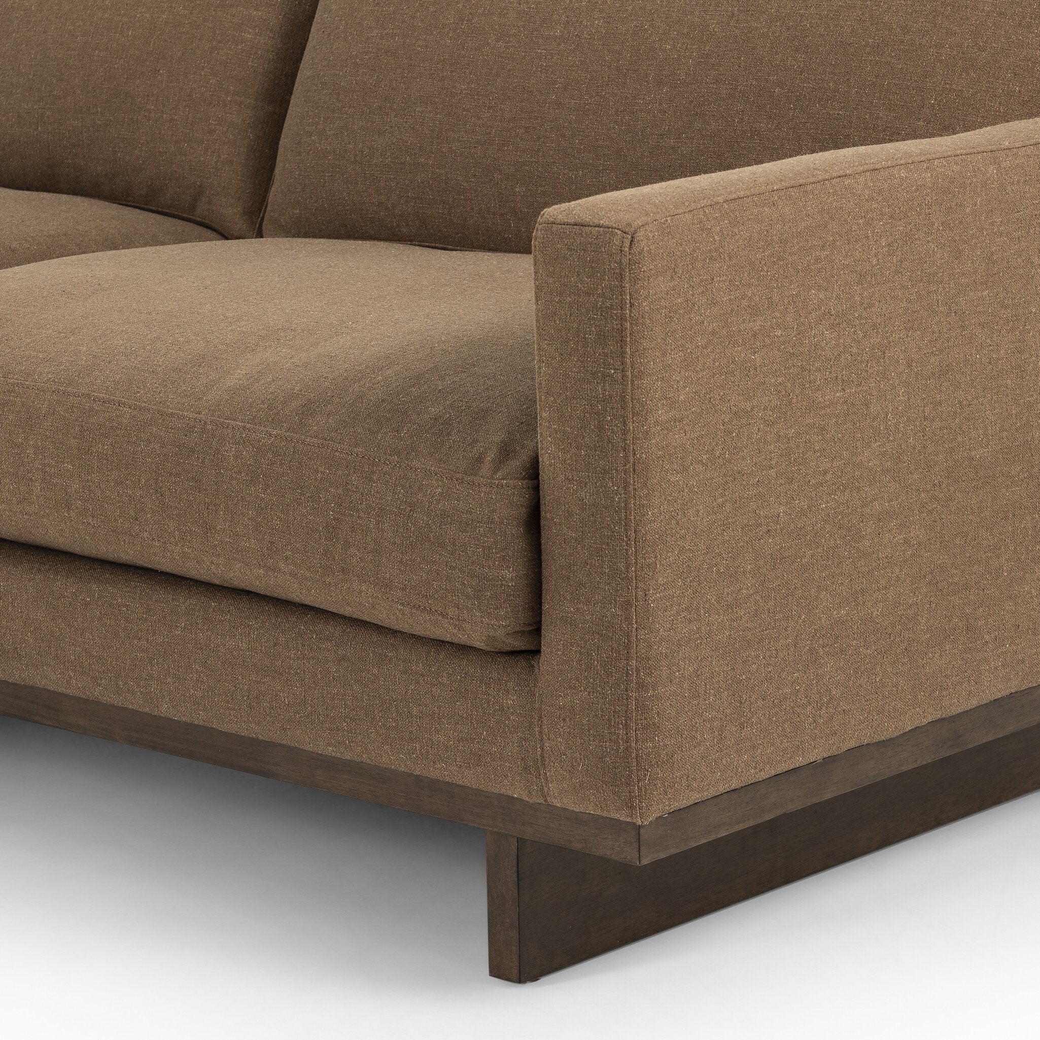 Everly 2-Piece Sectional - Antwerp Cafe - Brown