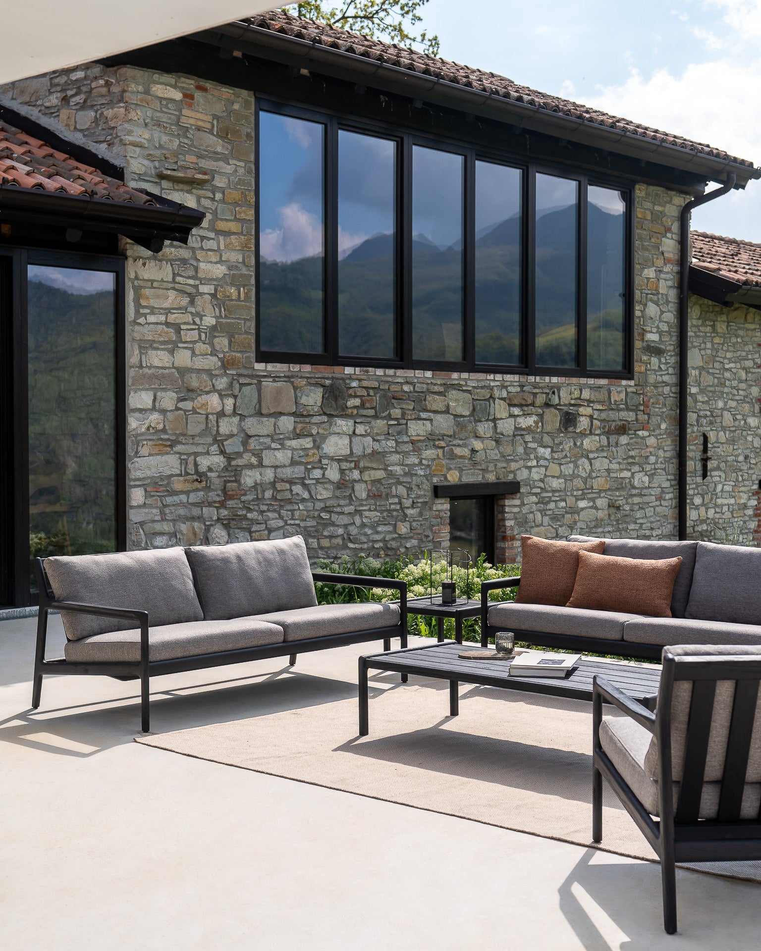 Nomad Indoor/Outdoor Rug - Tan