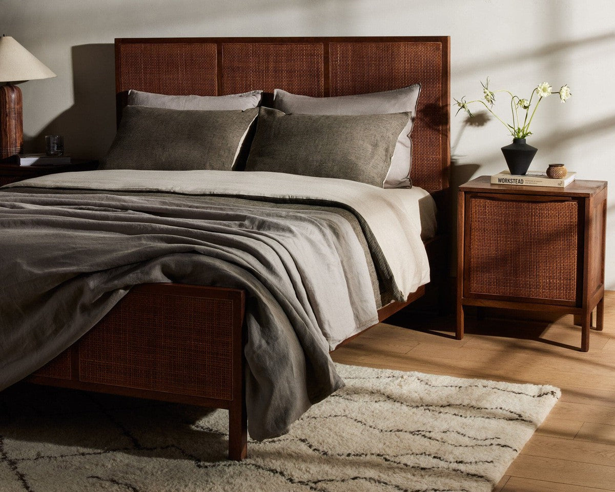 Sydney Bed - Brown Wash- King