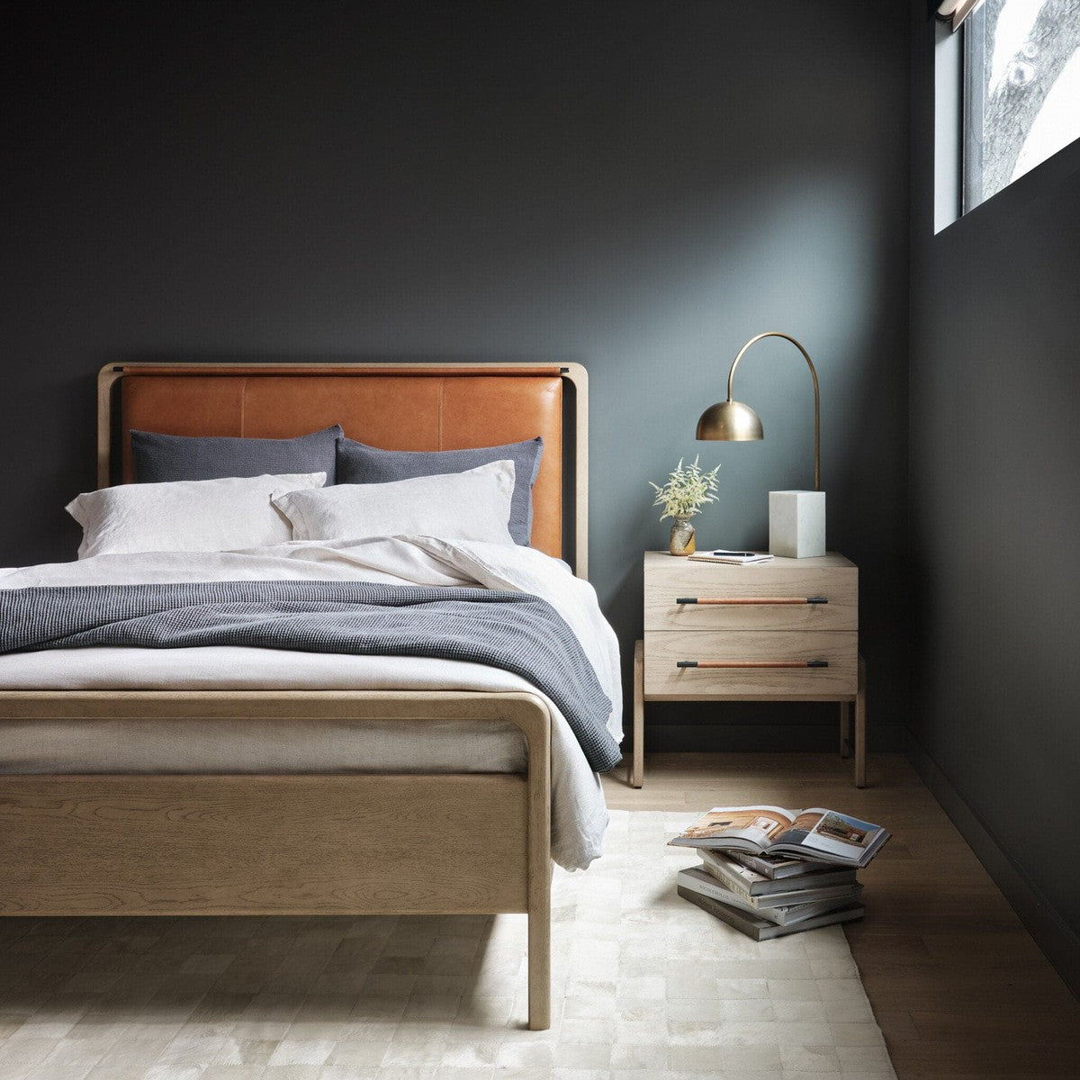 Rosedale Bed - Chaps Sand - Queen