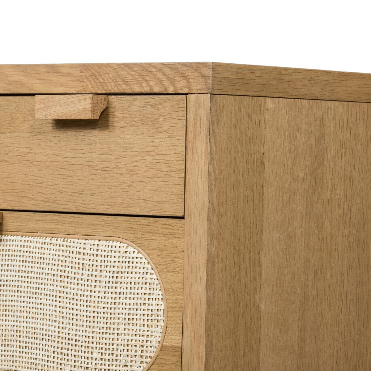 Allegra 8 Drawer Dresser - Light Natural Cane