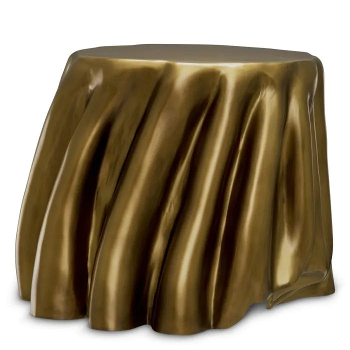 Side Table Chabot vintage brass finish, shown in antique brass and gold with cast metal and flat usable tabletop.