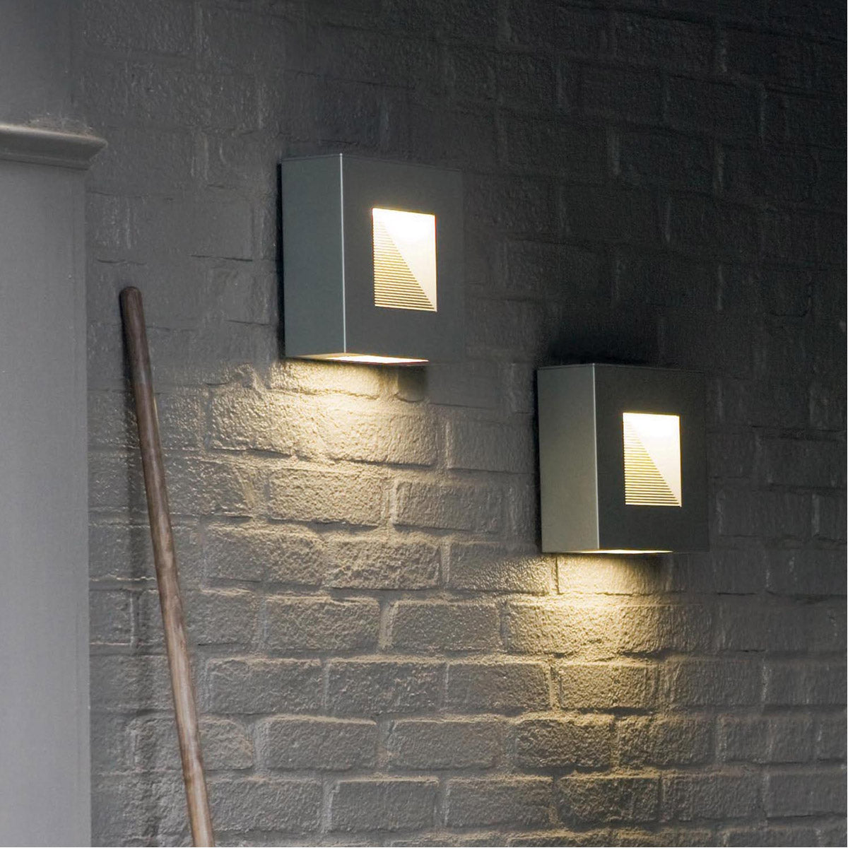 Outdoor Luna Wall Sconce-Hinkley Lighting-HINKLEY-1647TT-LED-Outdoor LightingTitanium-3-France and Son