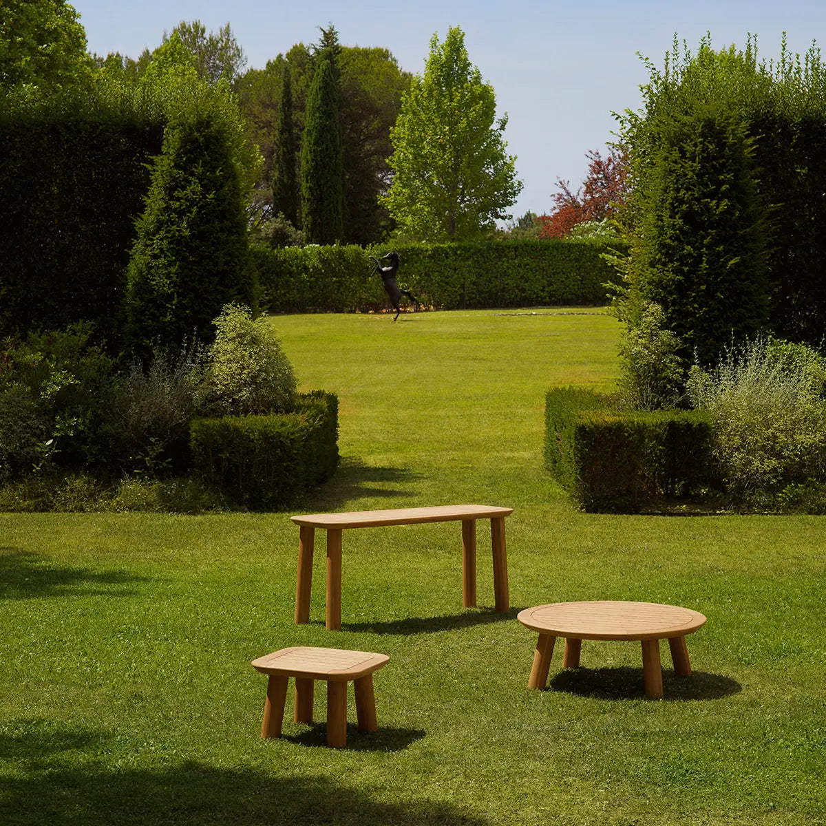 Alternate view of Outdoor Coffee Table Weston Natural Teak in natural teak and honey blonde.