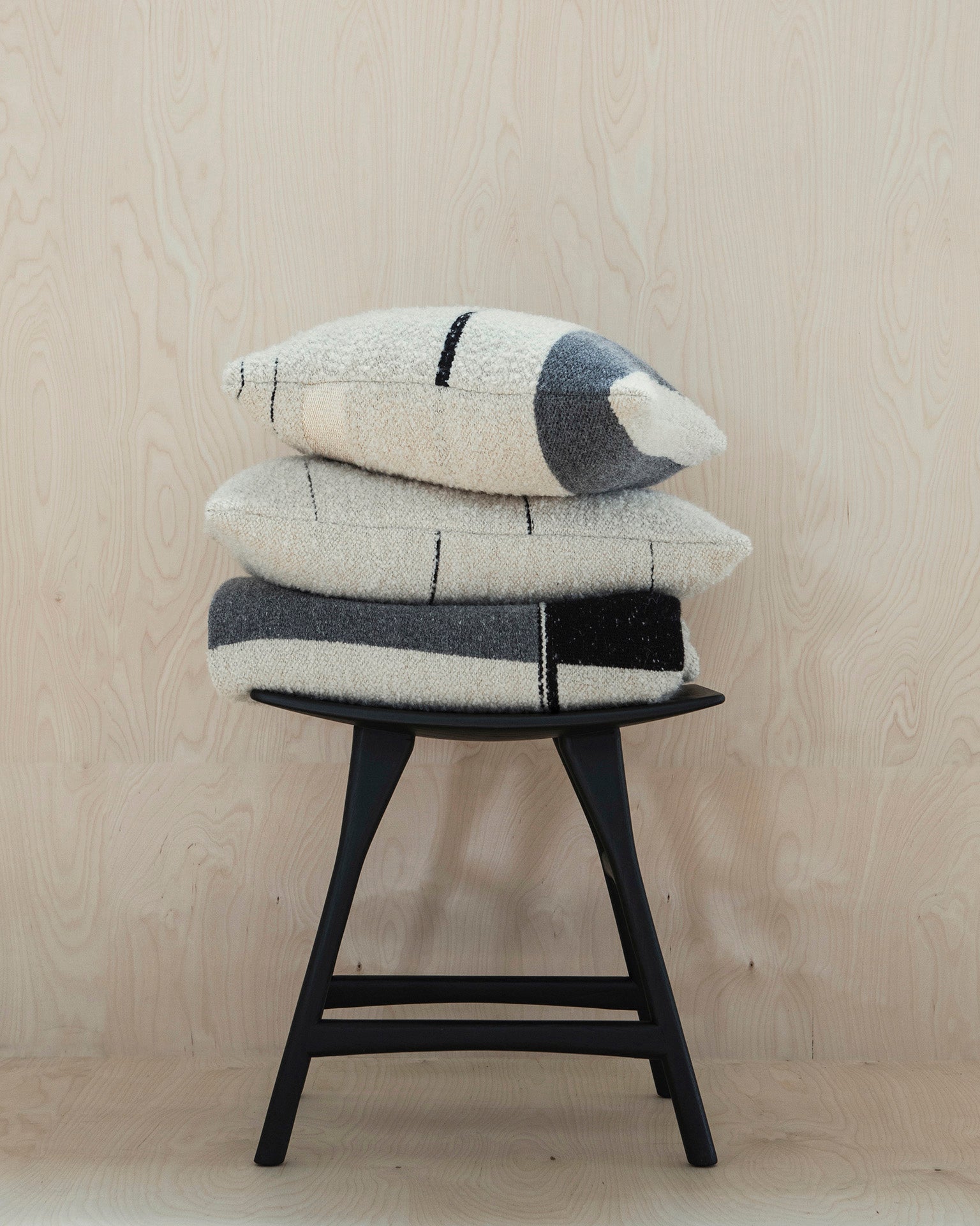 Urban Throw - White