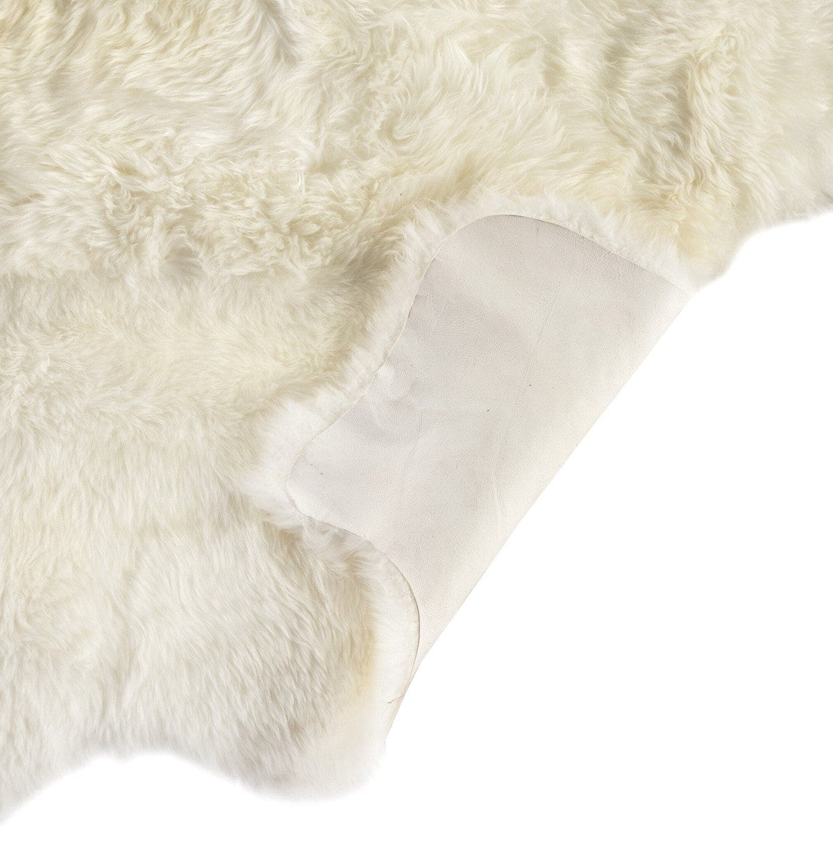 Lalo Lambskin Rug - White Lambskin