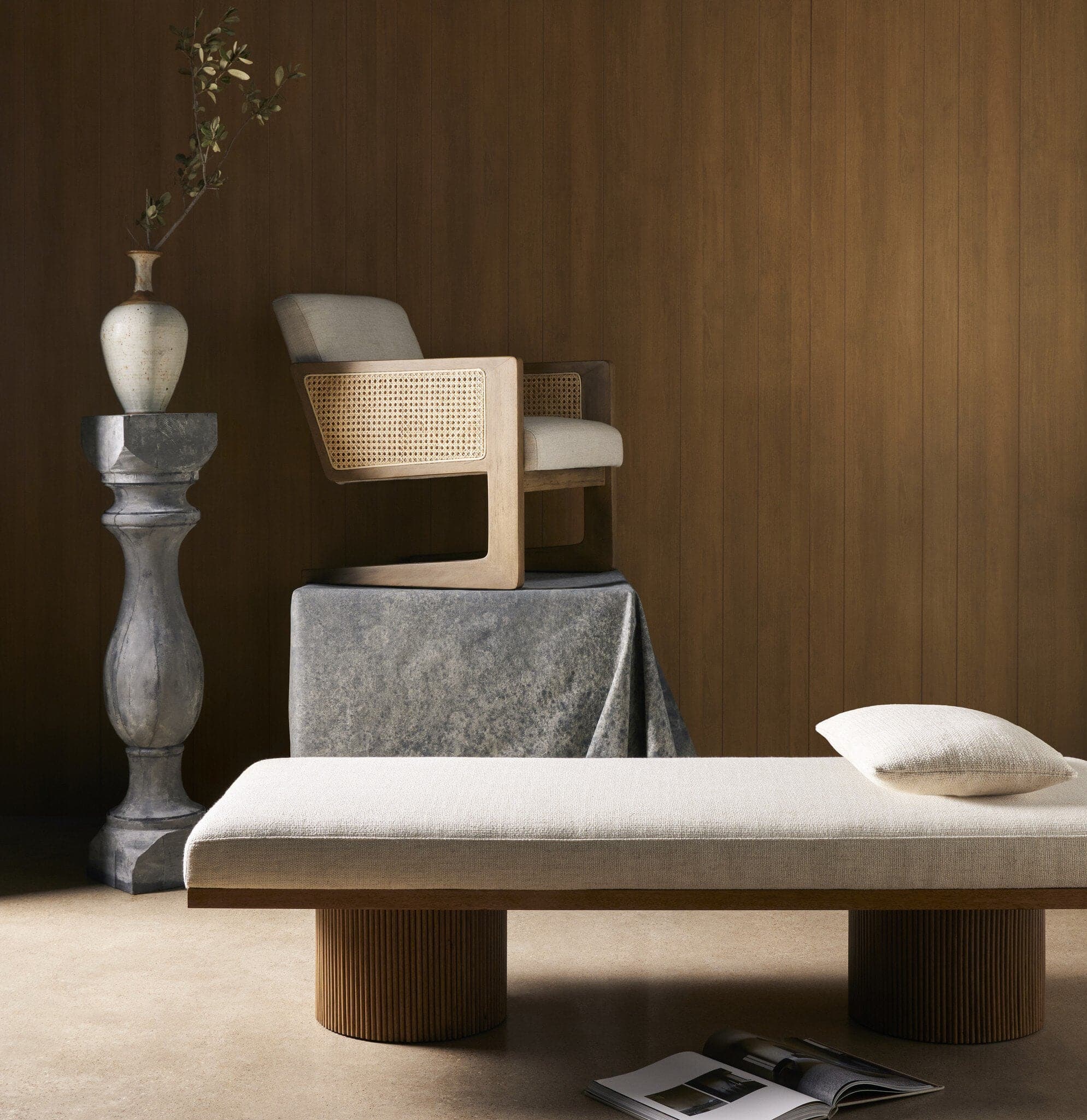 Jakobi Chaise - Thames Cream