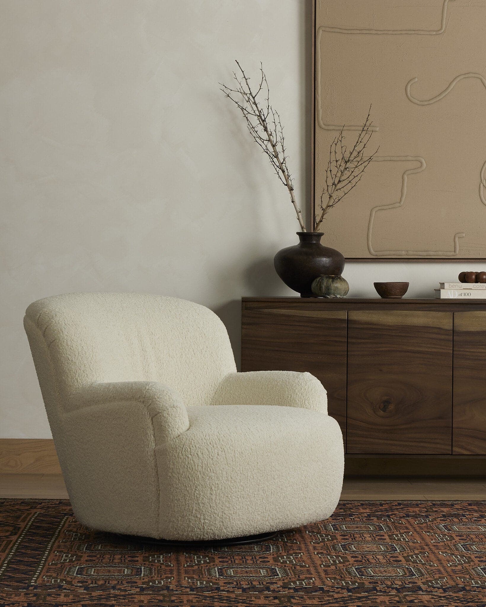 Kadon Swivel Chair - Sheepskin Natural