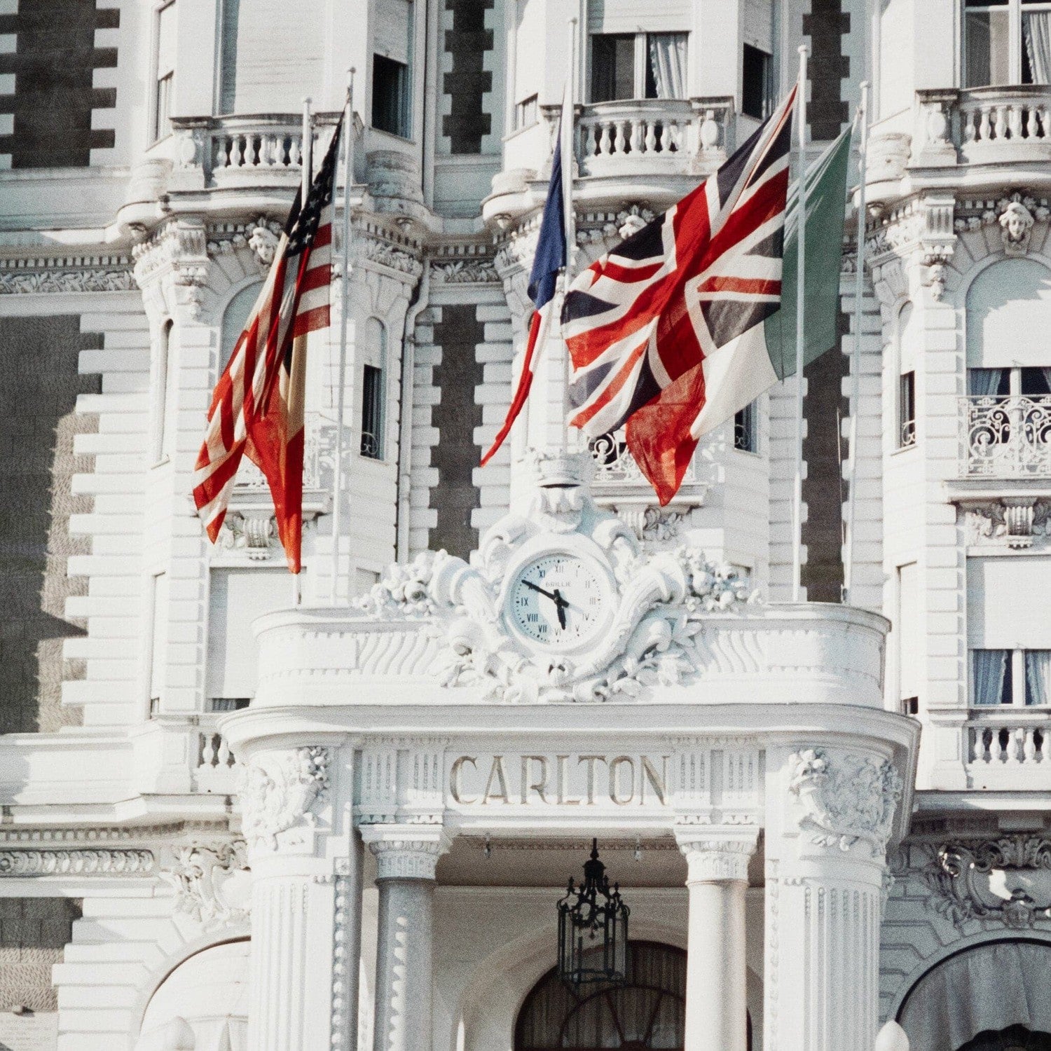 Carlton Hotel by Slim Aarons - White Maple Floater