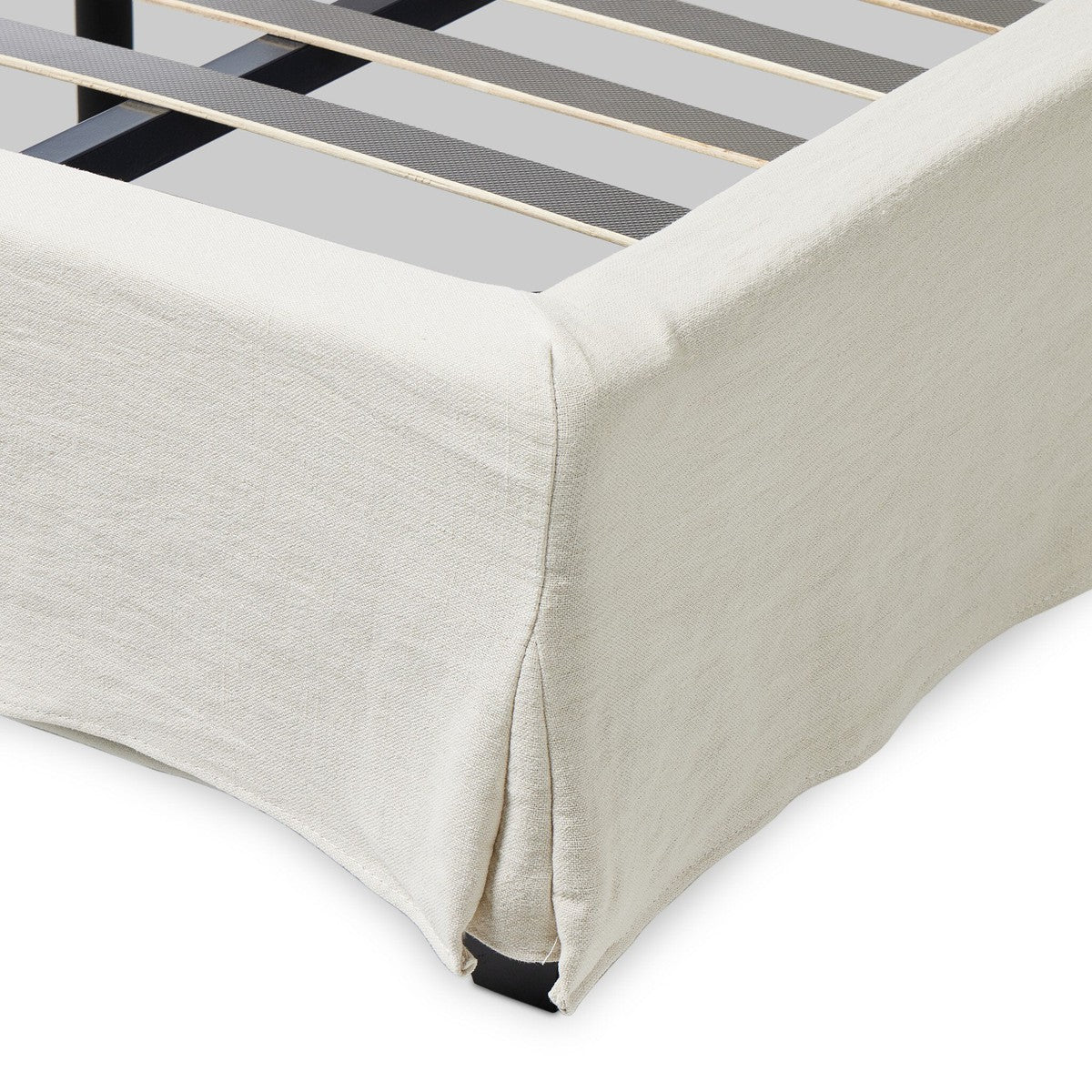 Meryl Slipcover Bed - Broadway Mist - Queen