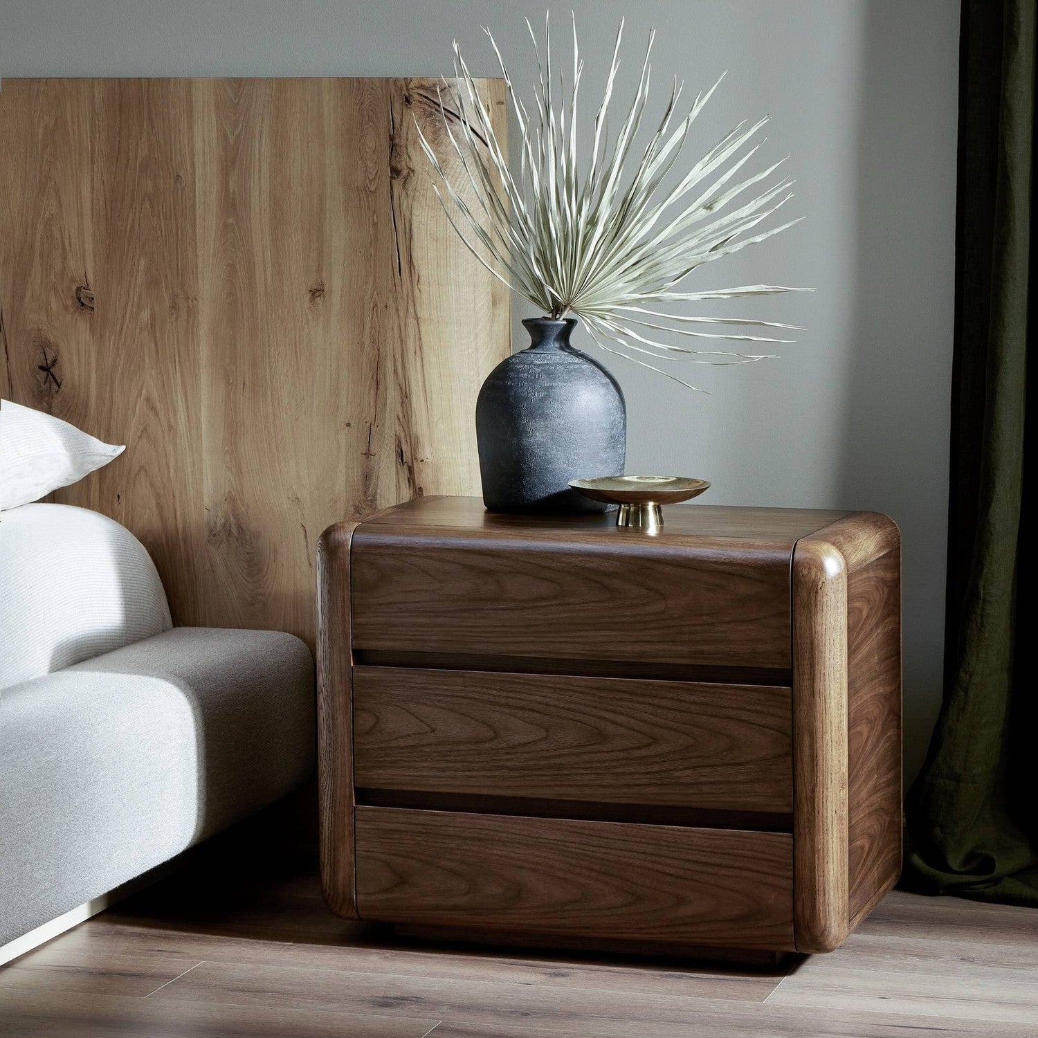 Brynn Nightstand - Dark Walnut Veneer