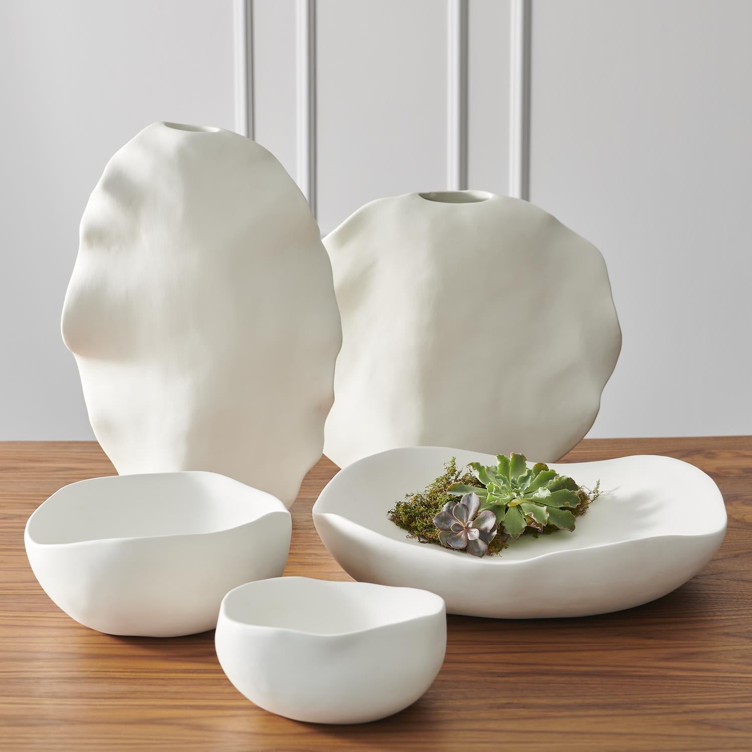 Organic Round Bowl - Matte White-Global Views-GVSA-3.31436-Decor-2-France and Son