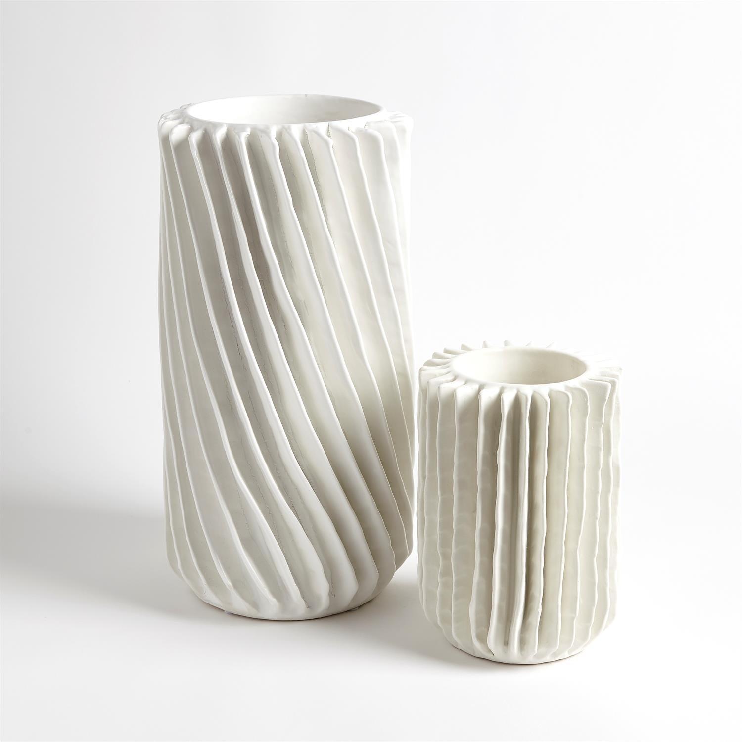 Radiator Swirl Vase-Matte White-Sm