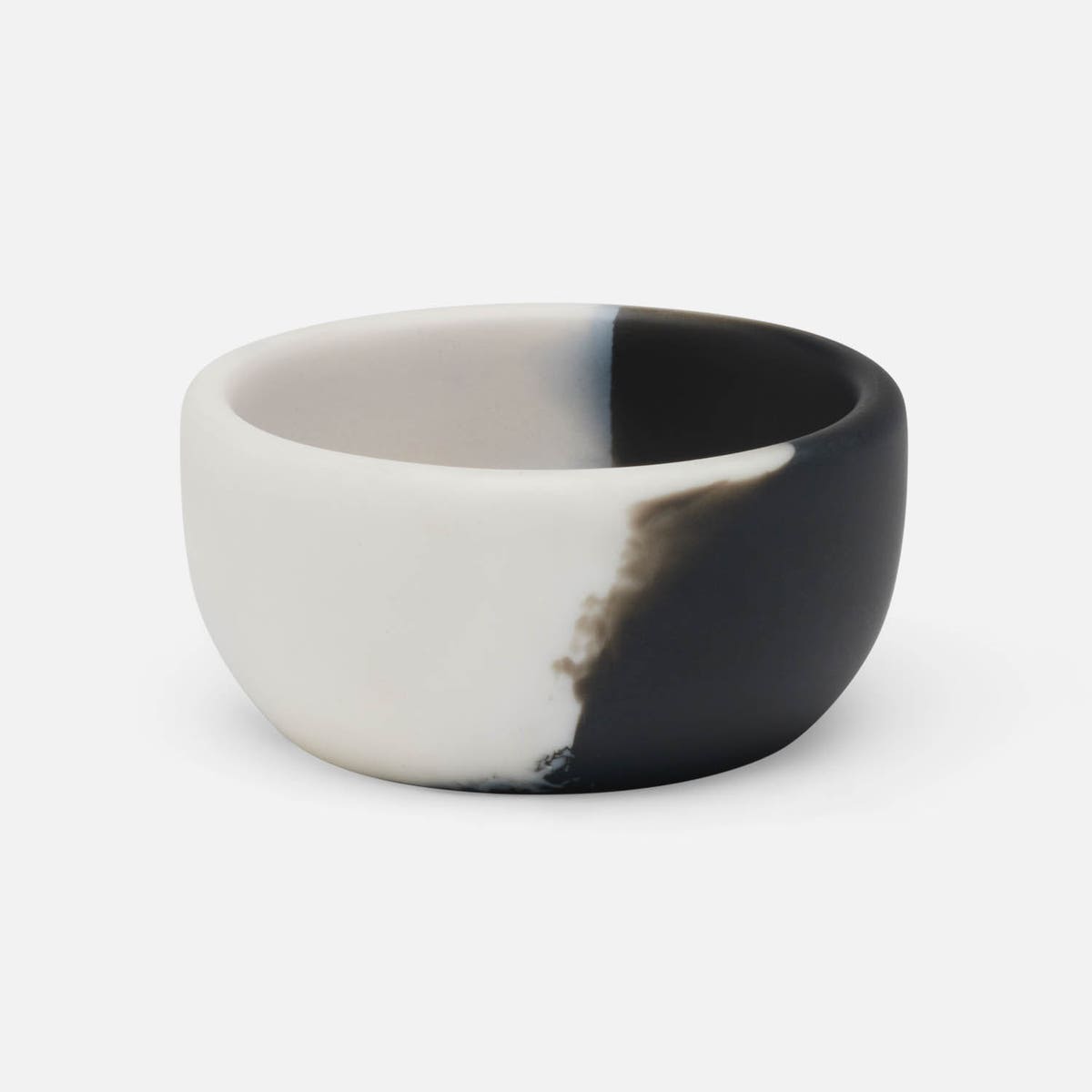 Maxton Black/White Mini Bowl Resin 3X15 Pack/2