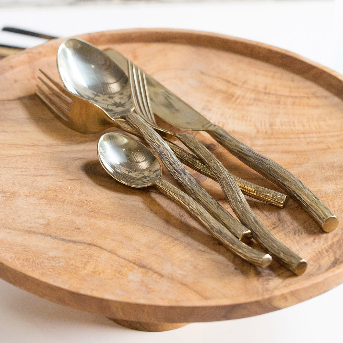 Danele Polished Gold Flatware 5-Piece Set: Knife Dinner Fork Salad Fork Soup Spoon Tea S