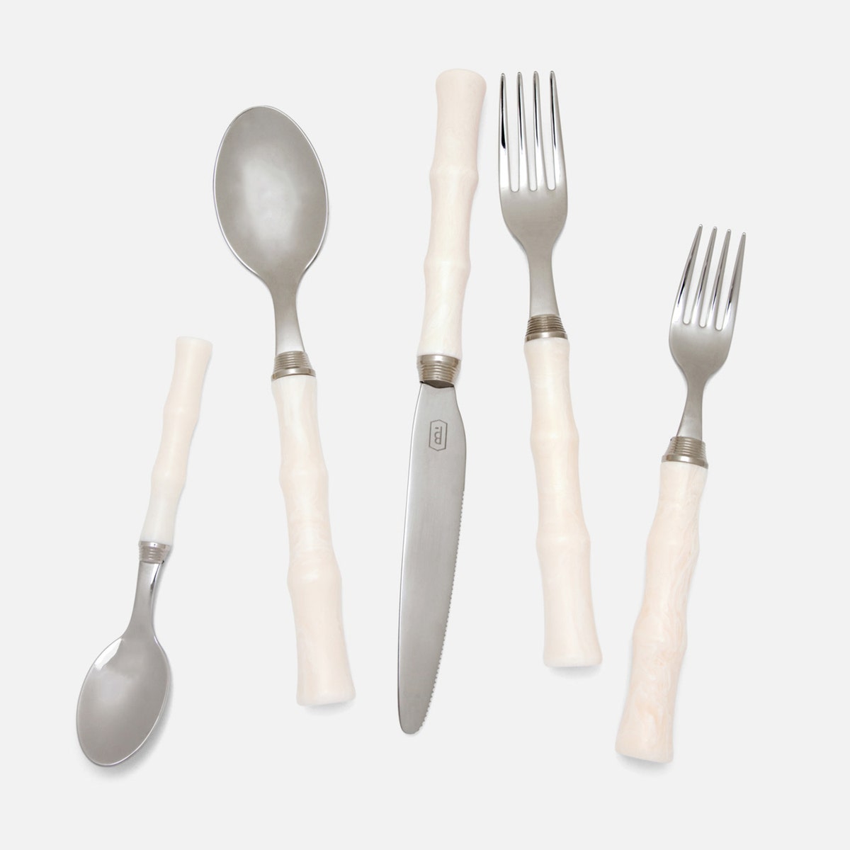 Montecito, Ivory Acrylic Flatware, 5-Piece Set: Knife, Dinner Fork, Salad Fork, Soup Spoon, Tea Spoo