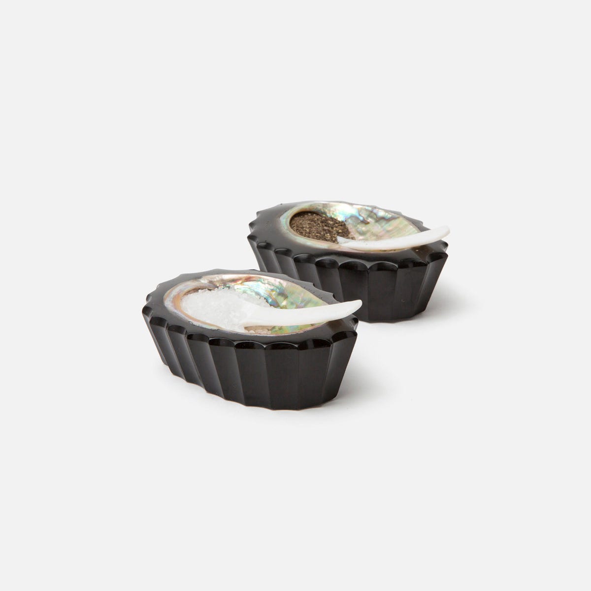 Tilda Black Pinch Bowls Resin/Abalone Shell Boxed Set Of 4