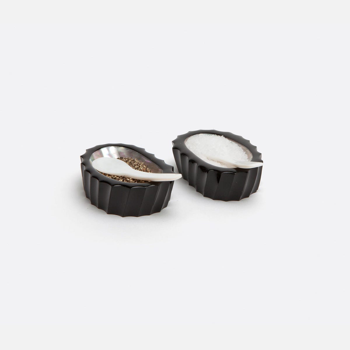 Tilda Black Pinch Bowls Resin/Abalone Shell Boxed Set Of 4