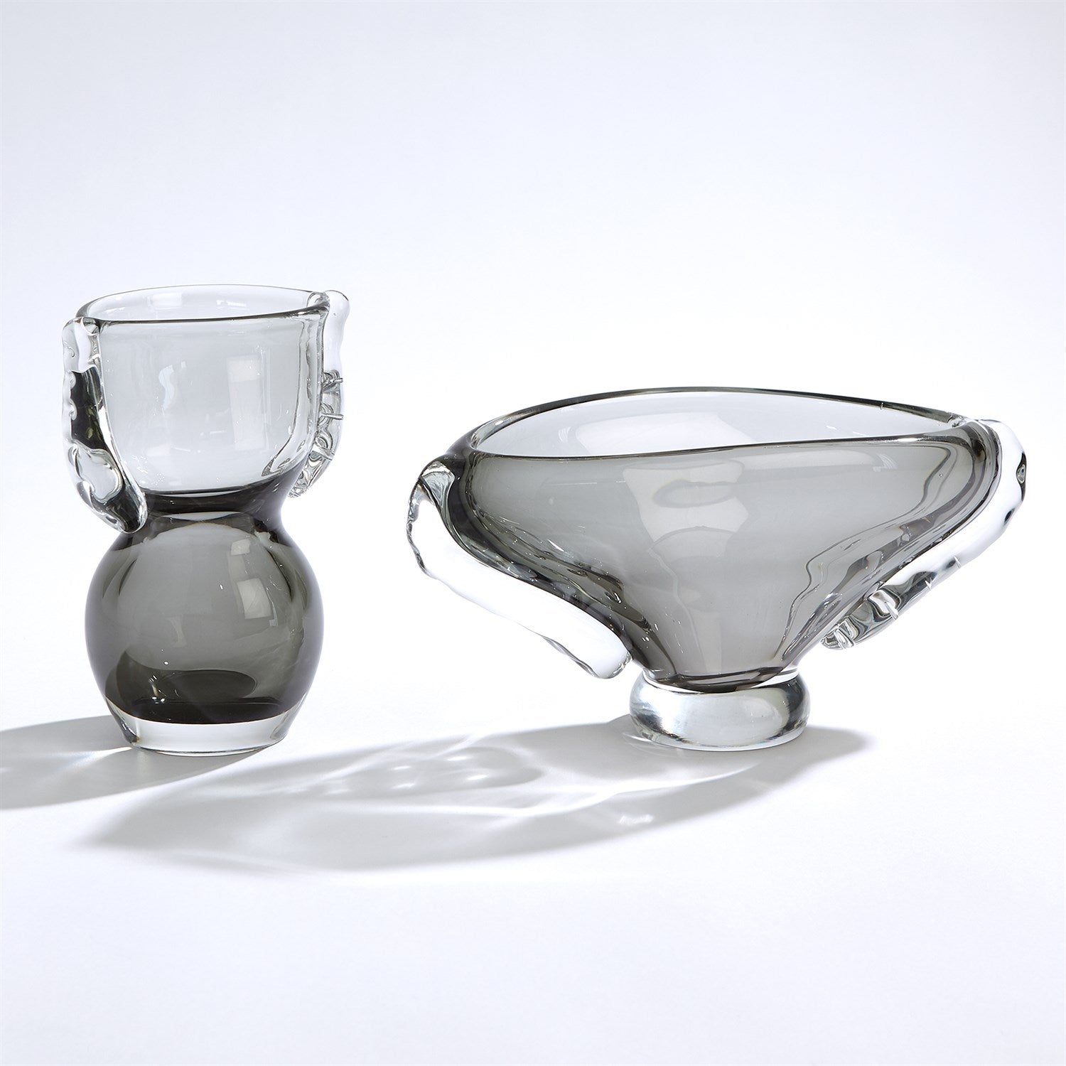 Winged Collection-Global Views-GVSA-7.60162-BowlsGrey-Winged Bowl-2-France and Son