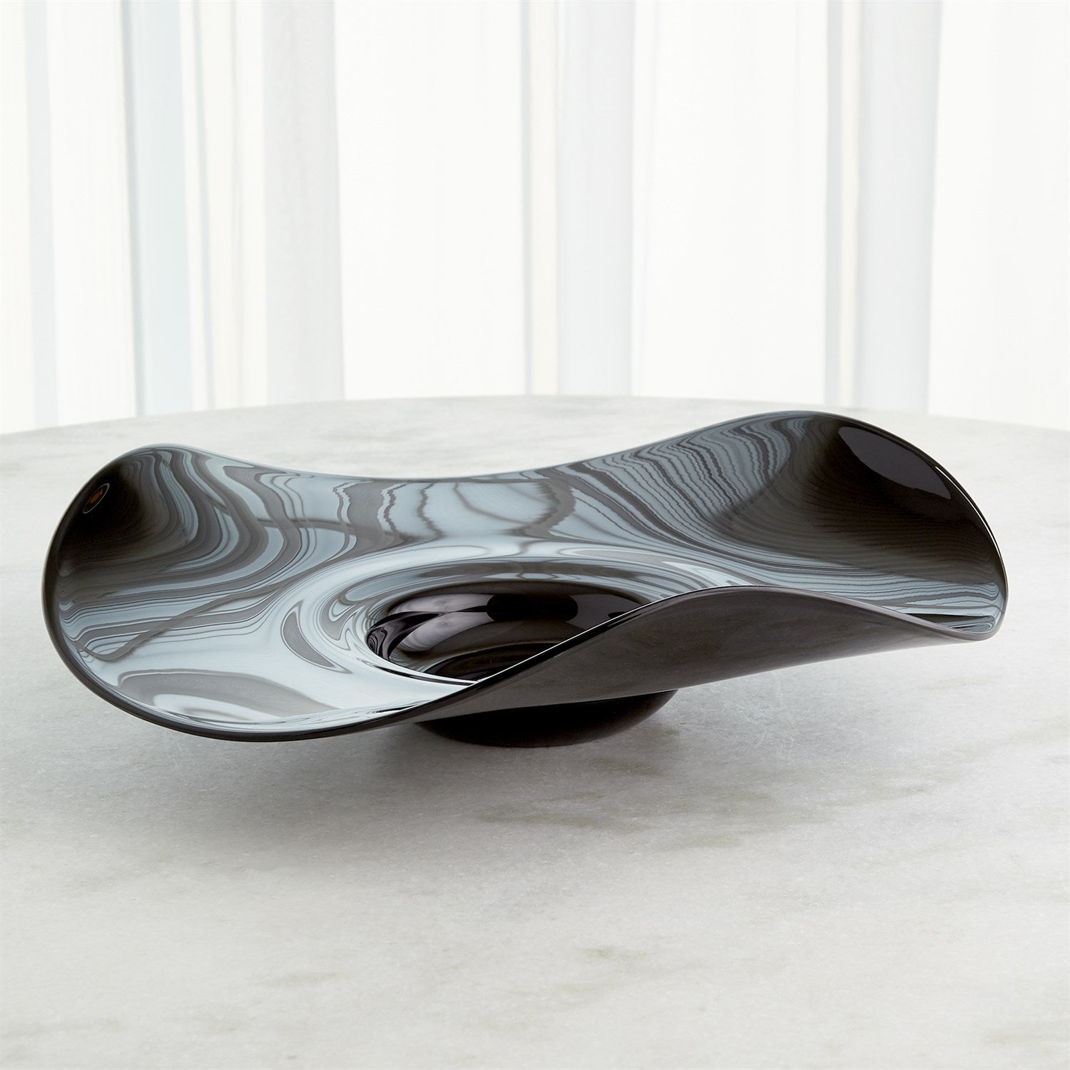 Wavy Edge Bowl-Global Views-GVSA-6.60608-BowlsWhite-4-France and Son