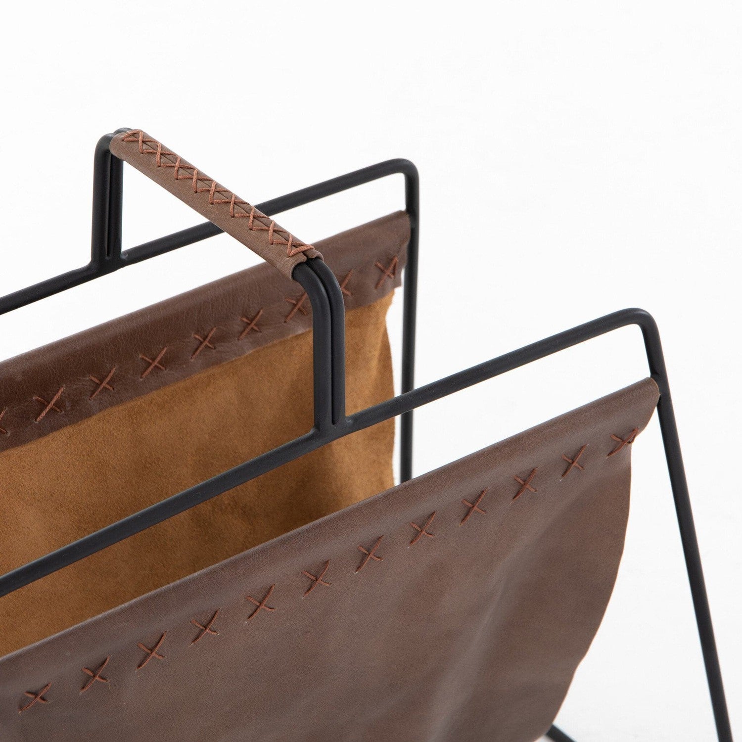 Aesop Magazine Rack - Smooth Jet Black