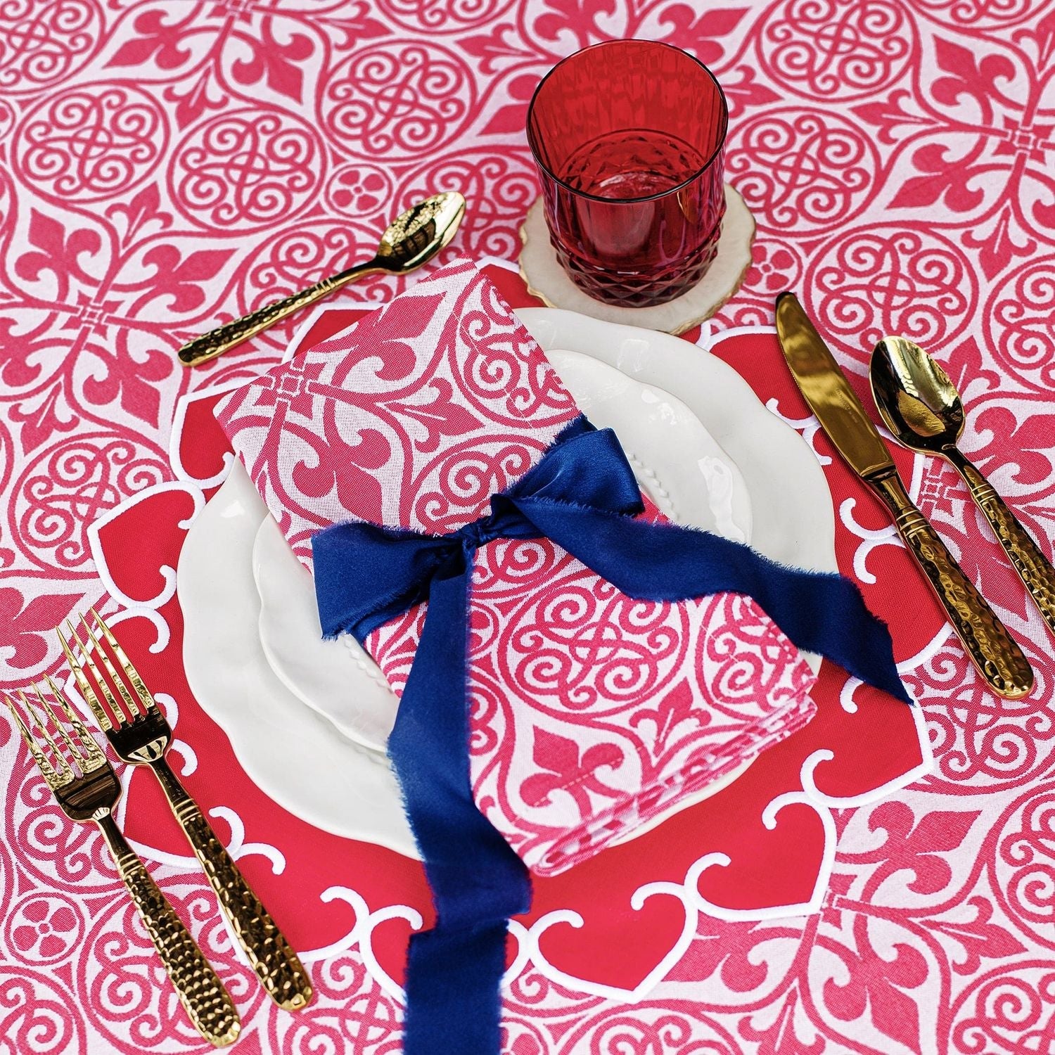 Damask Runner