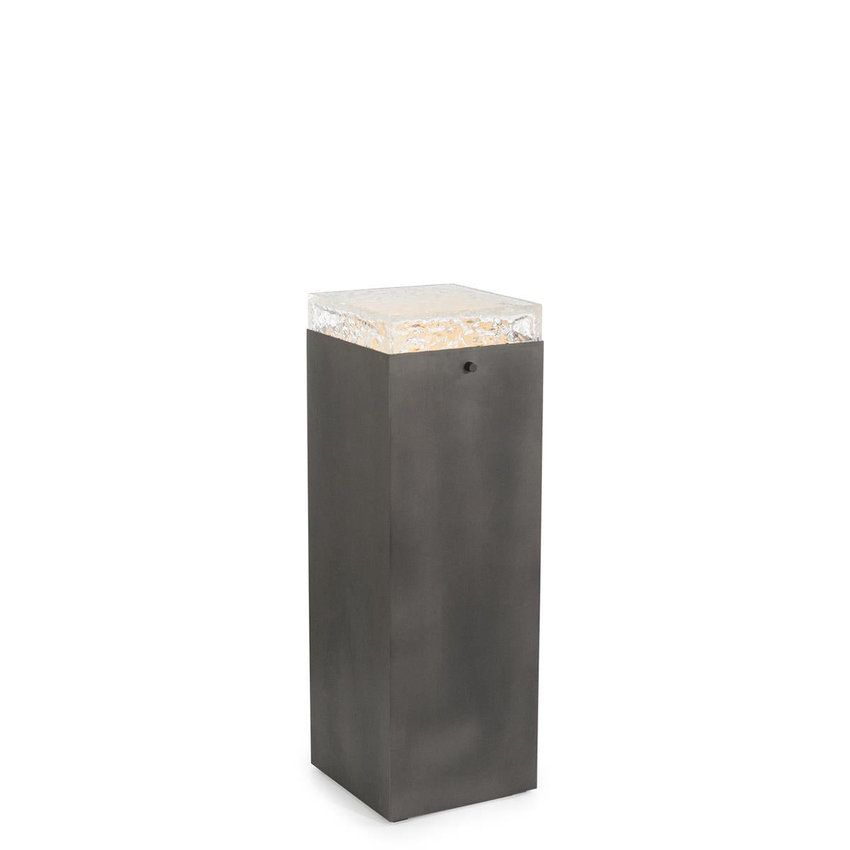 Edda Pedestal Iv, Gunmetal