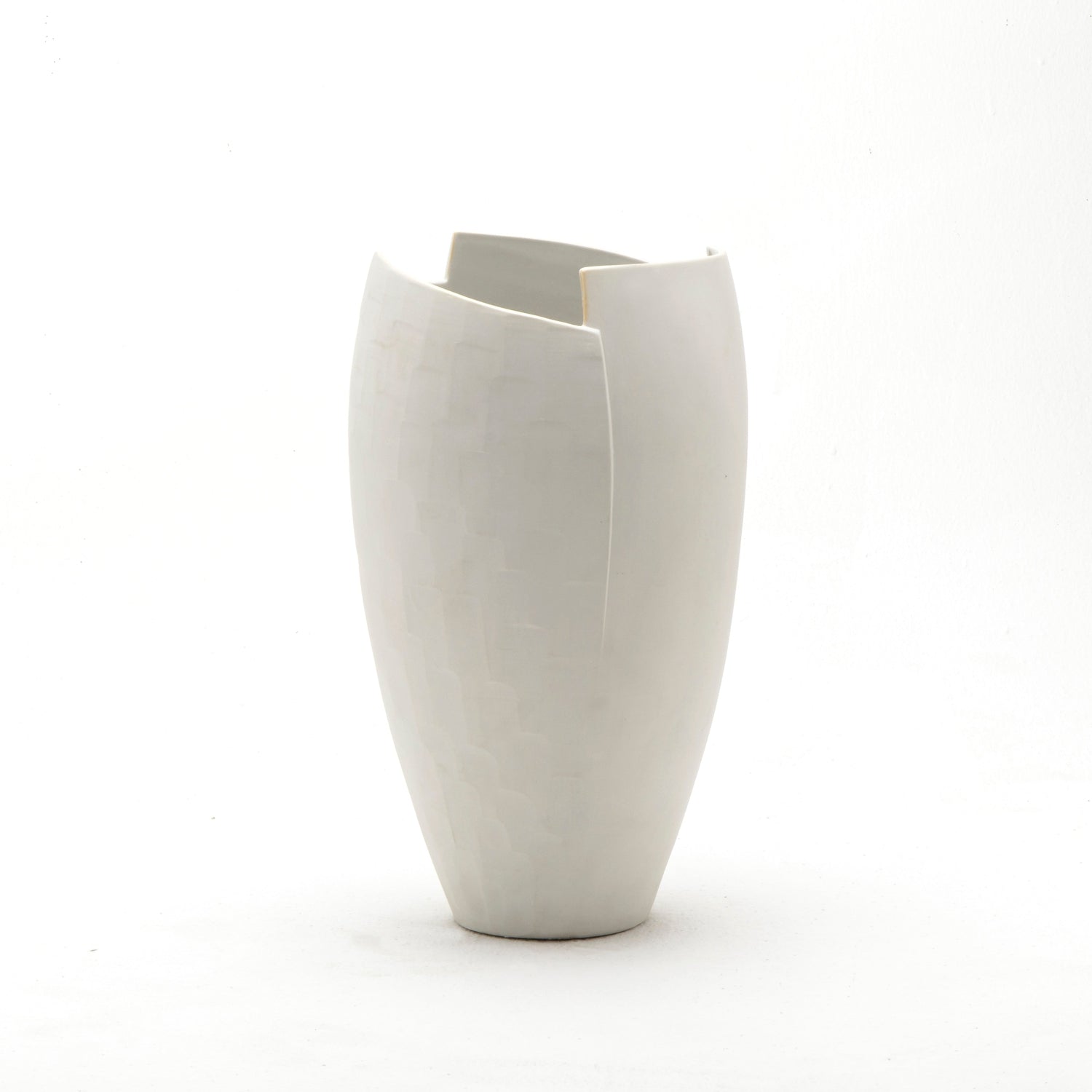 Birch Bark Porcelain Vase in Matte White-Sonder-FIV3084-Vases-1-France and Son