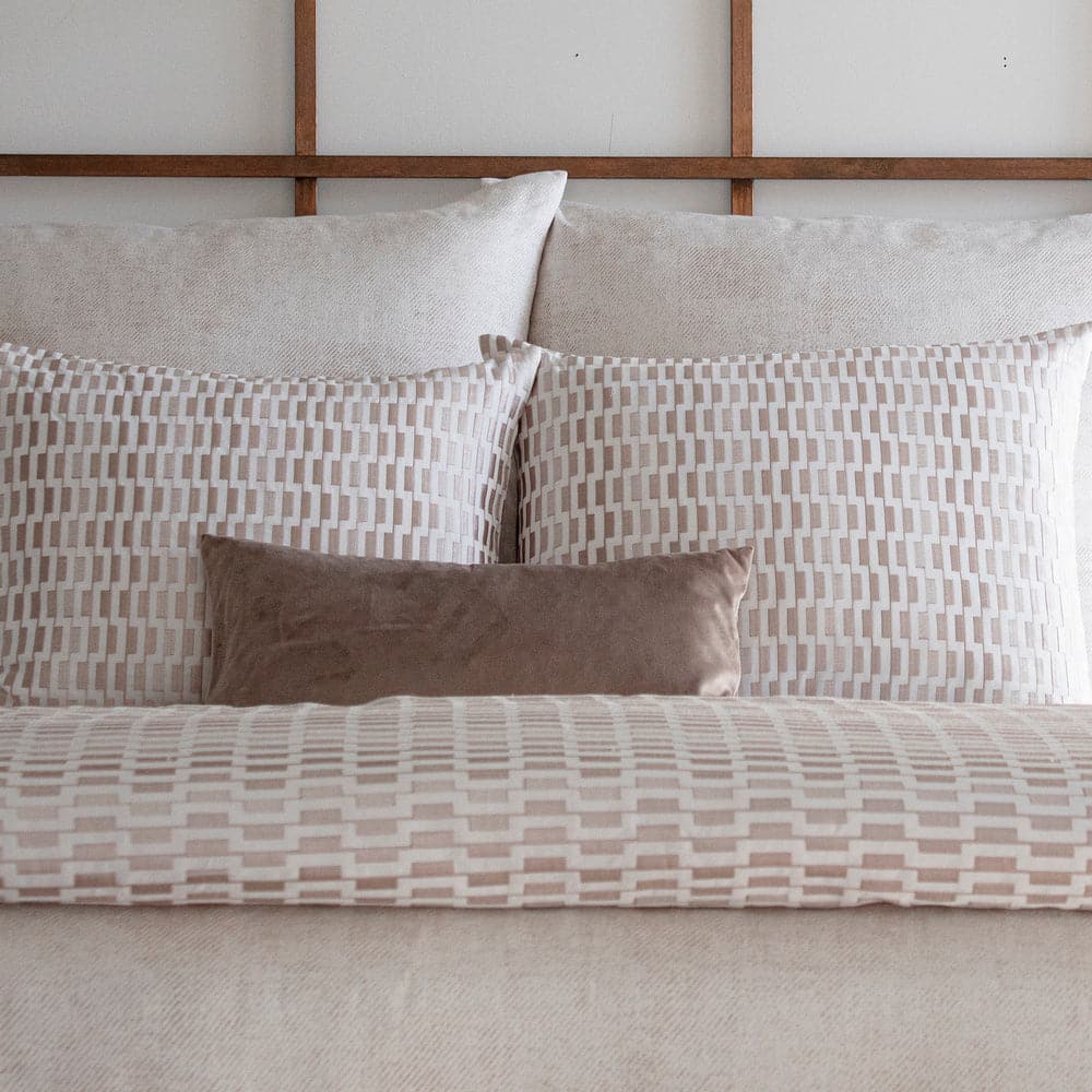 Ingot Duvet-Ann Gish-ANNGISH-DVIGK-GLD-BeddingGold-King-5-France and Son