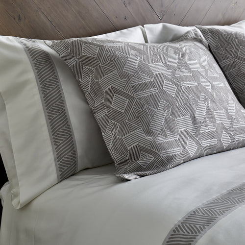 Sashiko Duvet Set-Ann Gish-ANNGISH-YSETDVSMQ-ASH-BeddingBone/Ash-1-France and Son